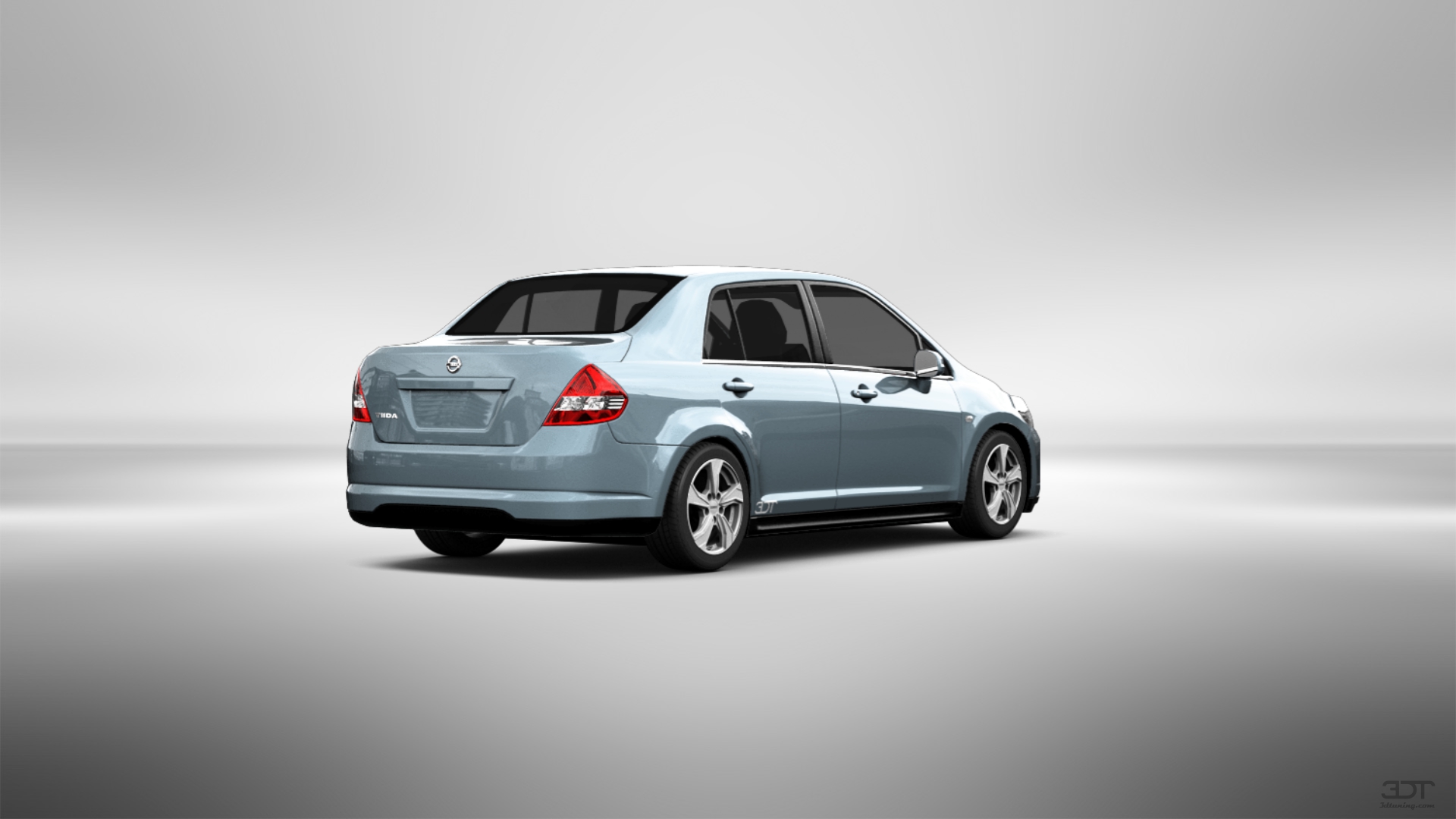 Nissan Tiida Sedan 2010 tuning