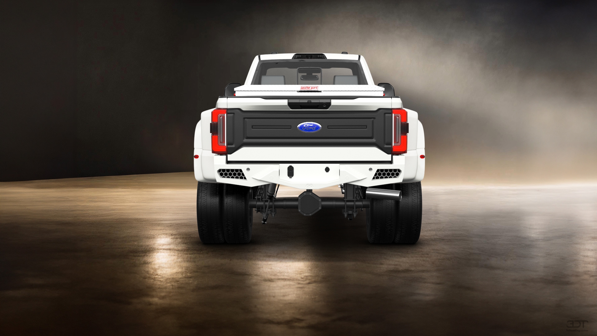 Ford F-350 DRW Crew Cab 4 Door pickup truck 2023 Images