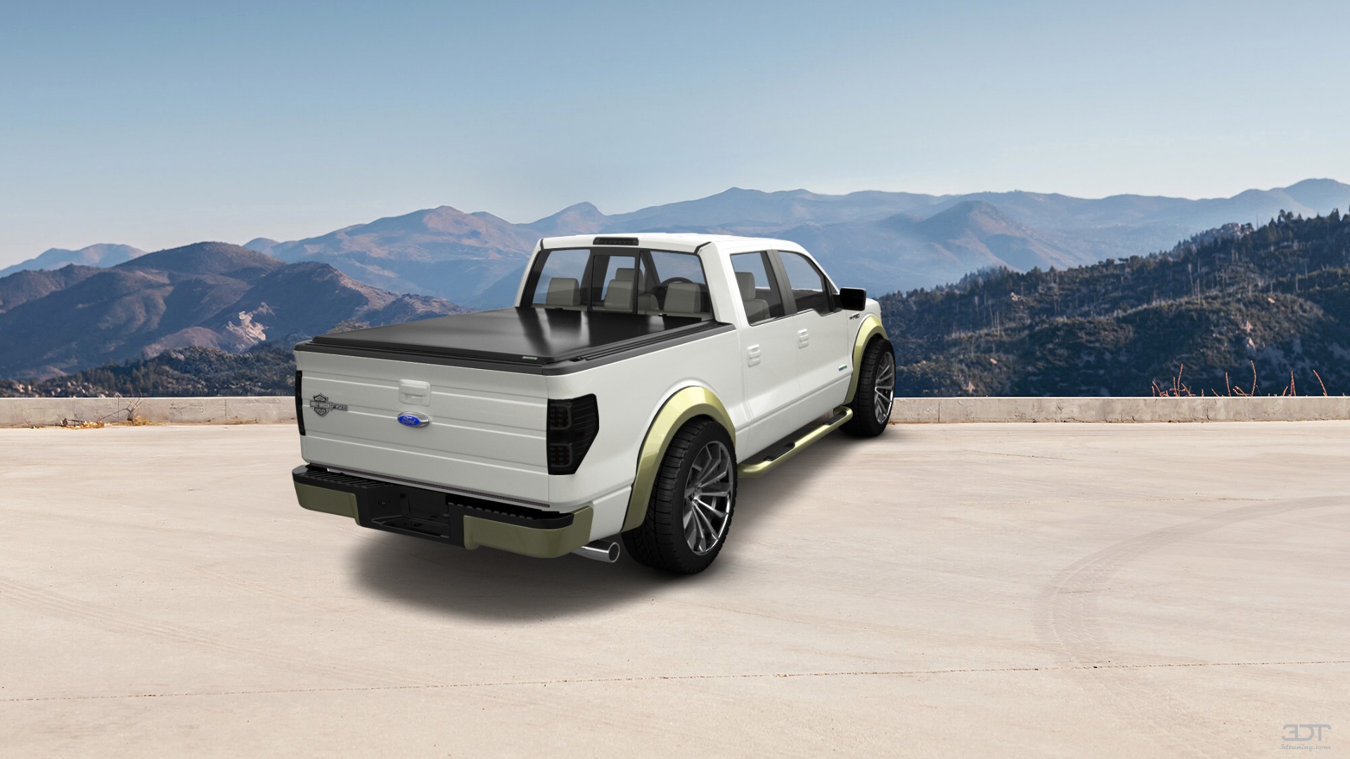 Ford F-150 Crew Cab 4 Door pickup truck 2013