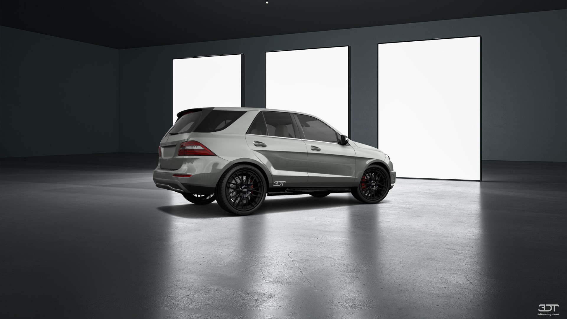 Mercedes M-Class 5 Door SUV 2011 Images
