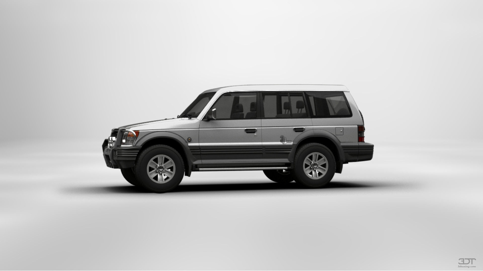 Mitsubishi Pajero SUV 1991