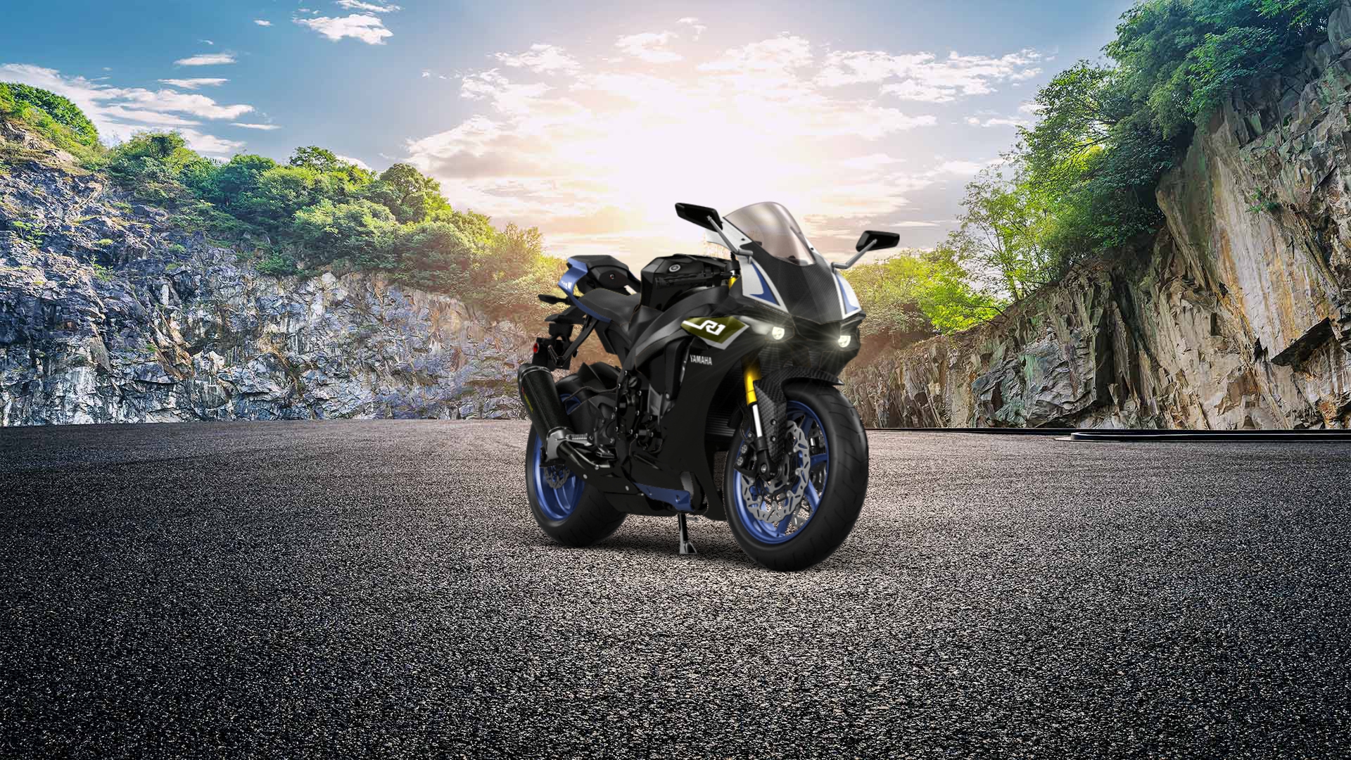 Yamaha YZF R1 Sport Bike 2015