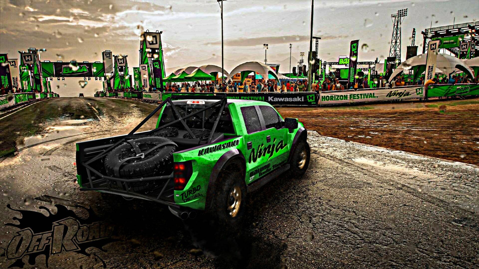 Ford F-150 SVT Raptor 4 Door pickup truck 2013