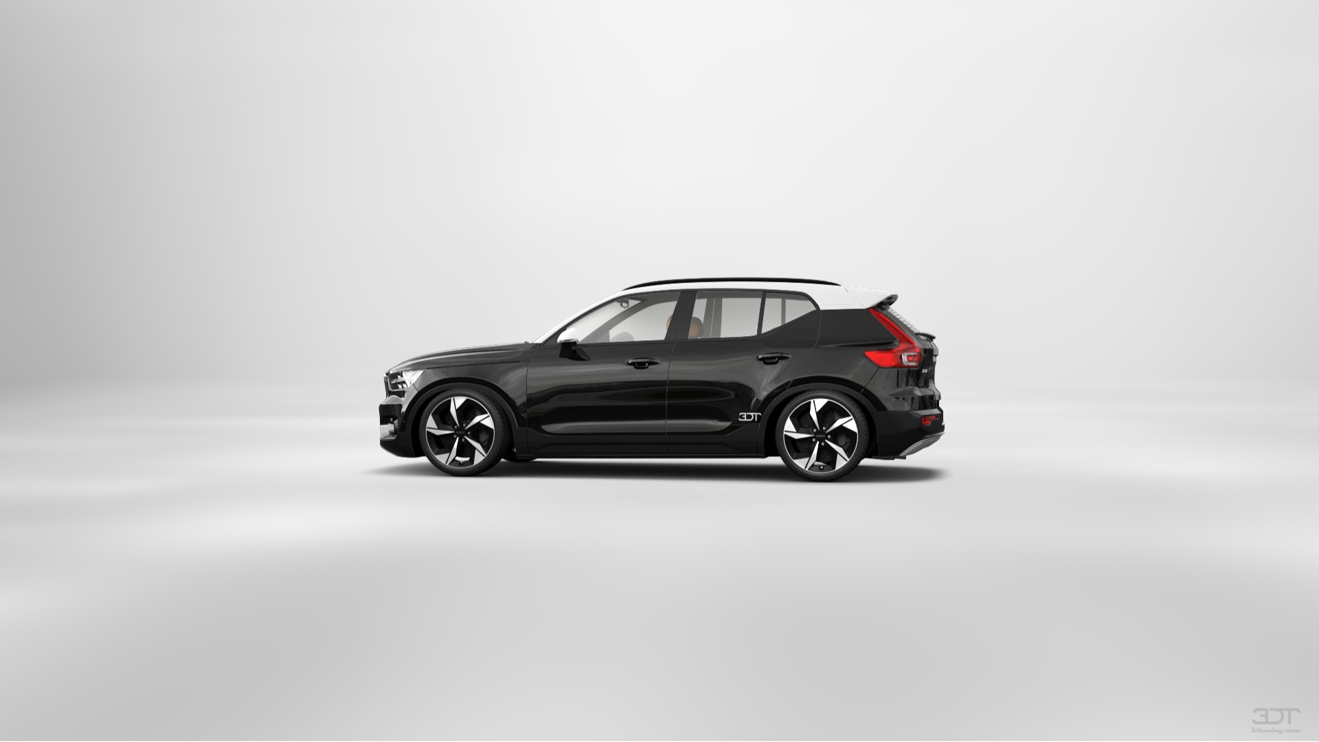 Volvo XC40 5 door compact SUV 2018