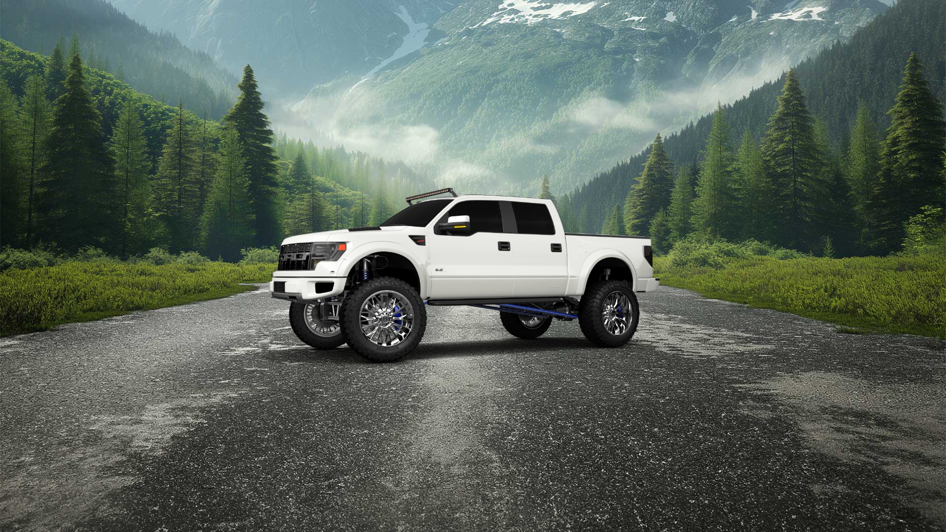 Ford F-150 SVT Raptor 4 Door pickup truck 2013