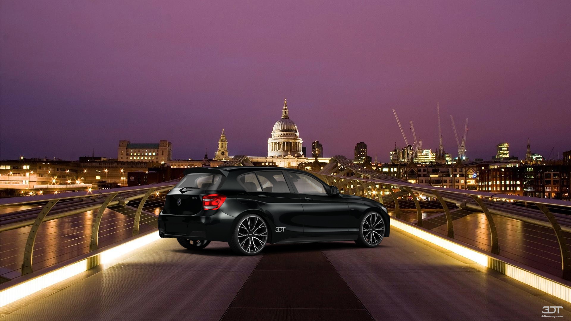 BMW 1 series 5 Door Hatchback 2011 Images