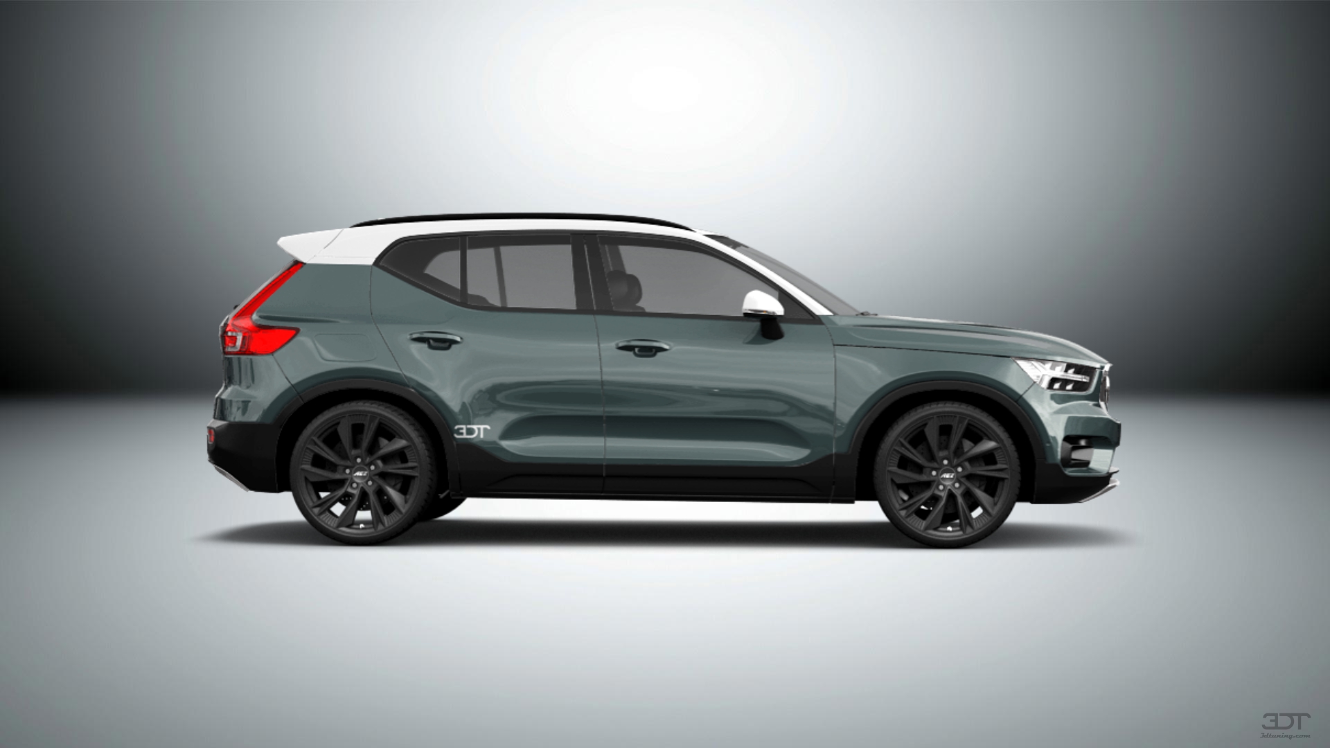 Volvo XC40 5 door compact SUV 2018 Images