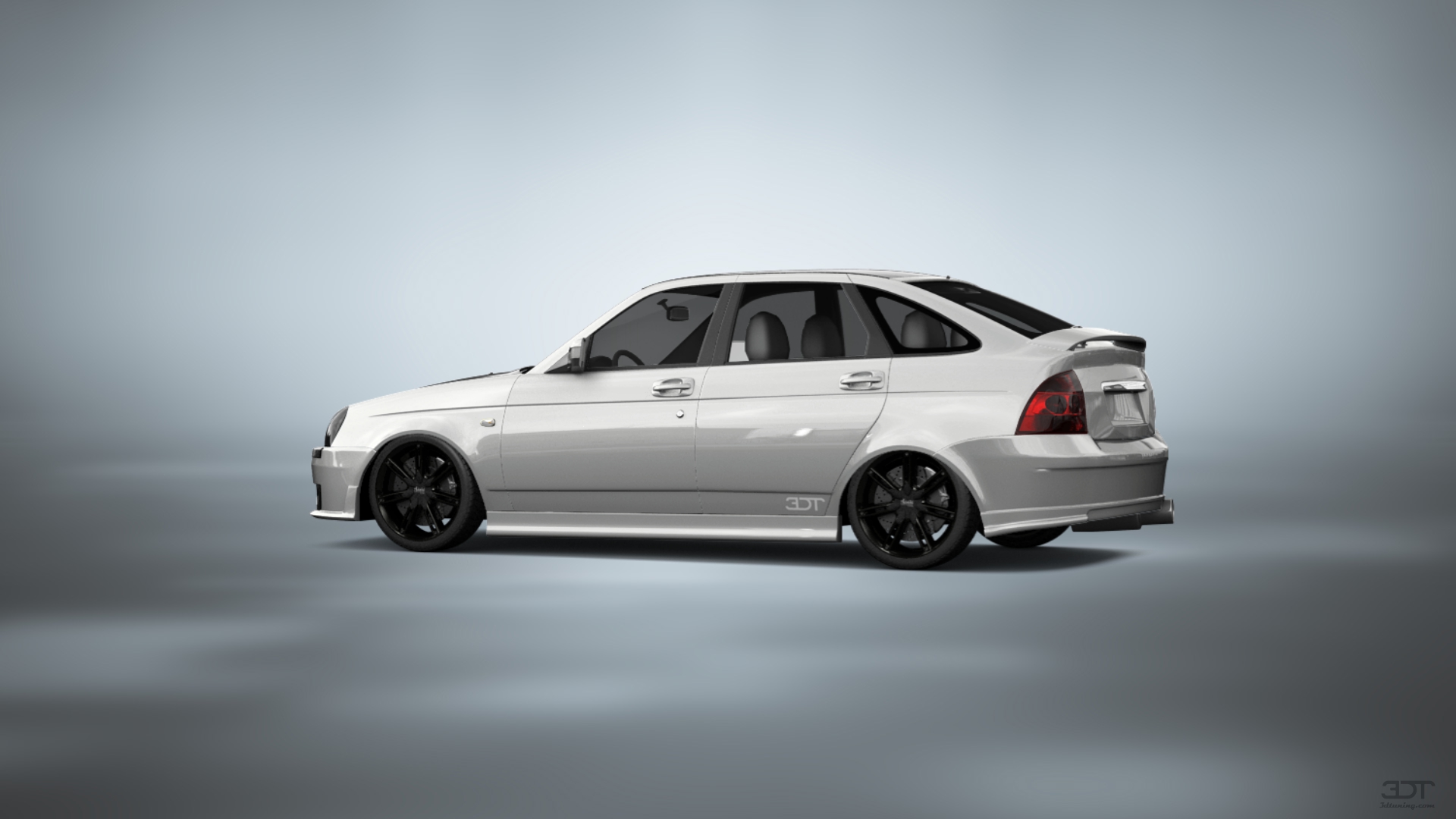 Lada Priora 2172 5 Door Hatchback 2012