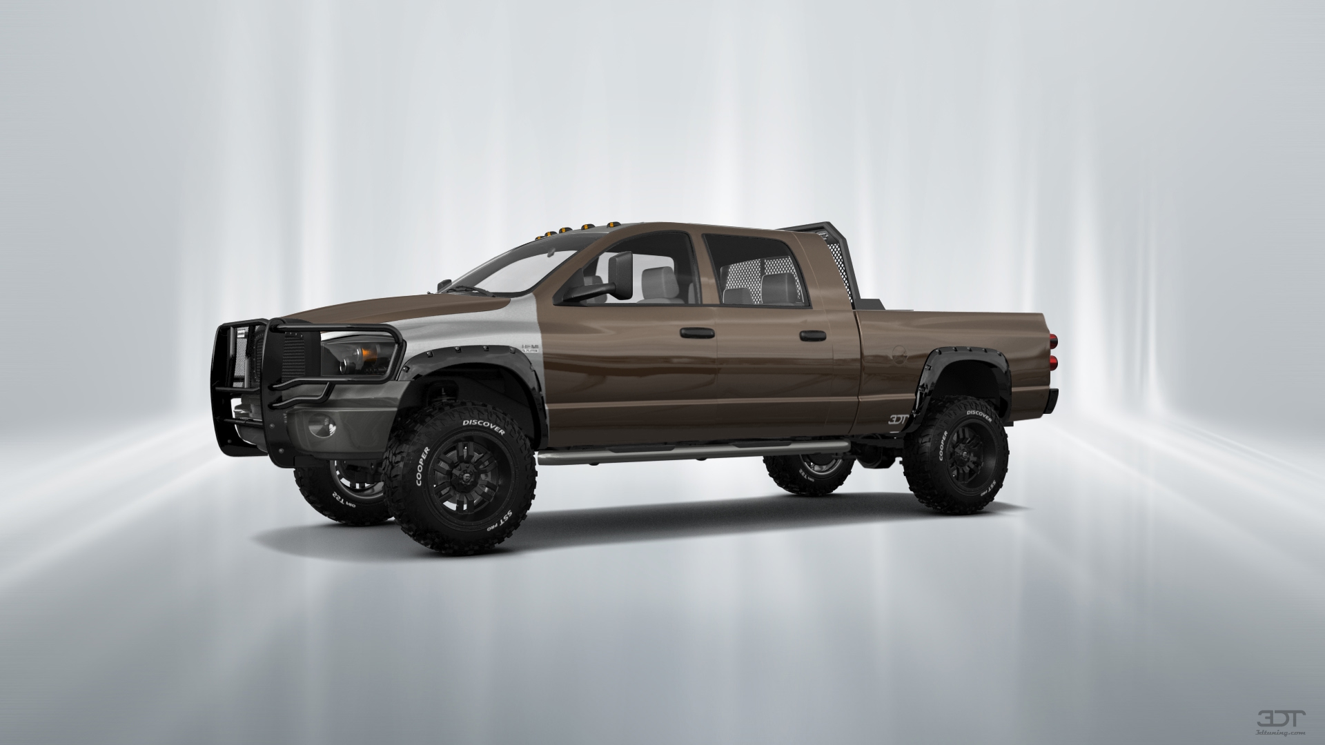 Dodge Ram 2500 4 Door pickup truck 2007
