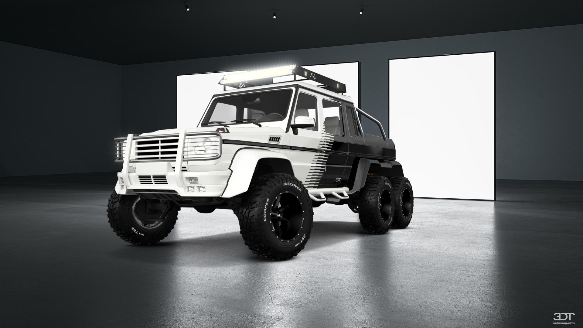Mercedes G 63 AMG 6x6 4 Door pickup truck 2013