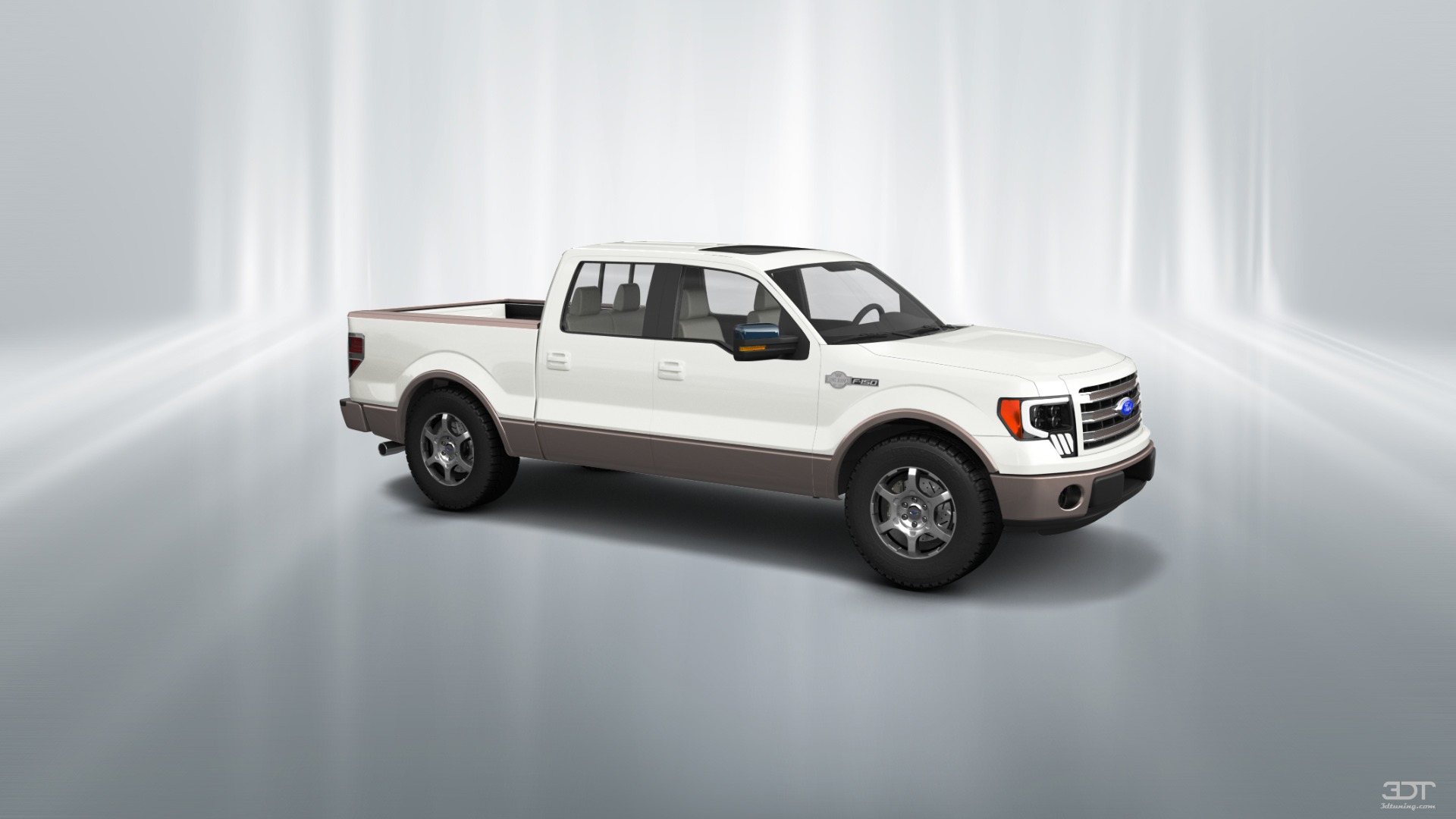 Ford F-150 Crew Cab 4 Door pickup truck 2013