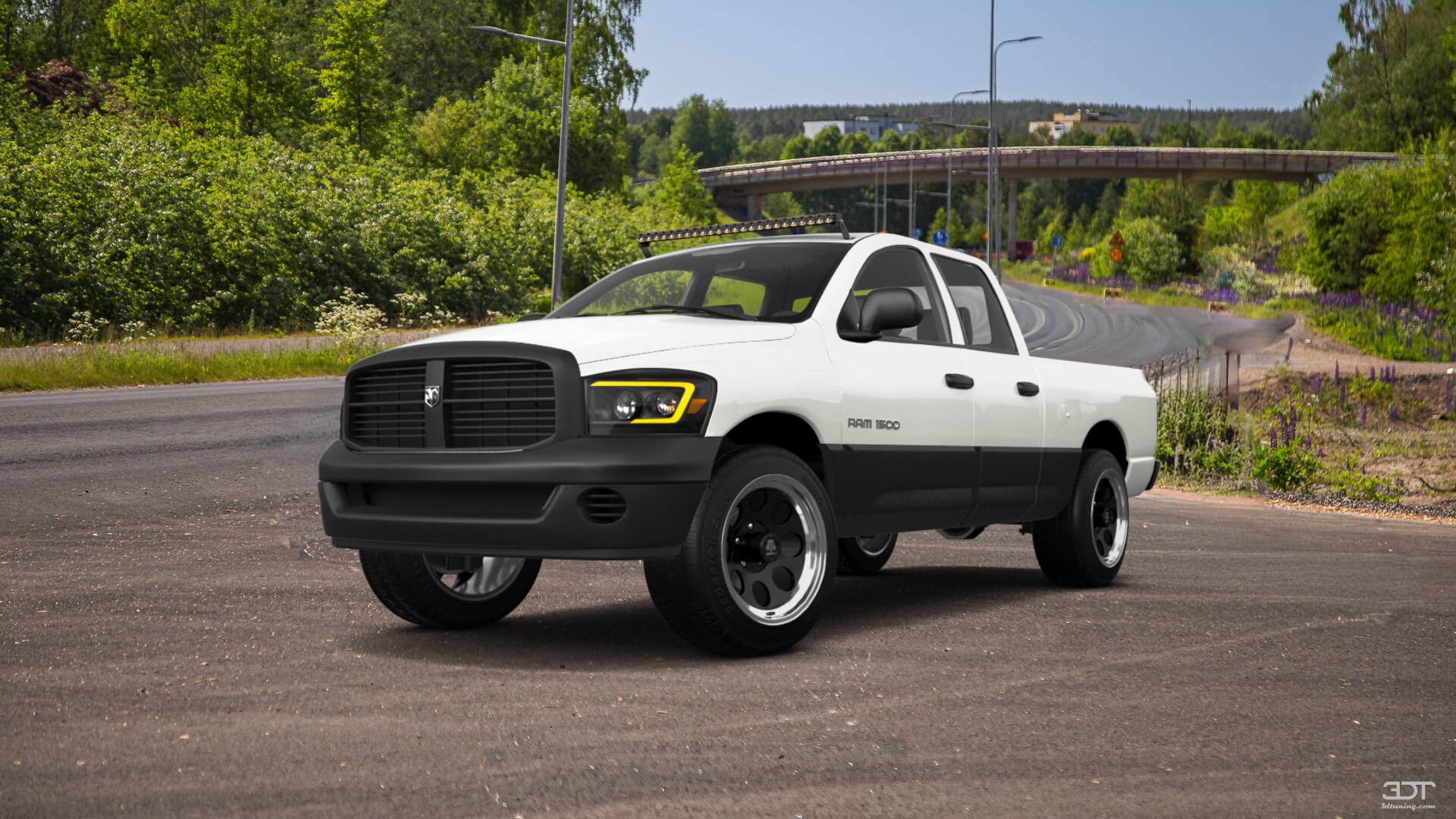 Dodge Ram 1500 Quad-Cab 4 Door pickup truck 2006