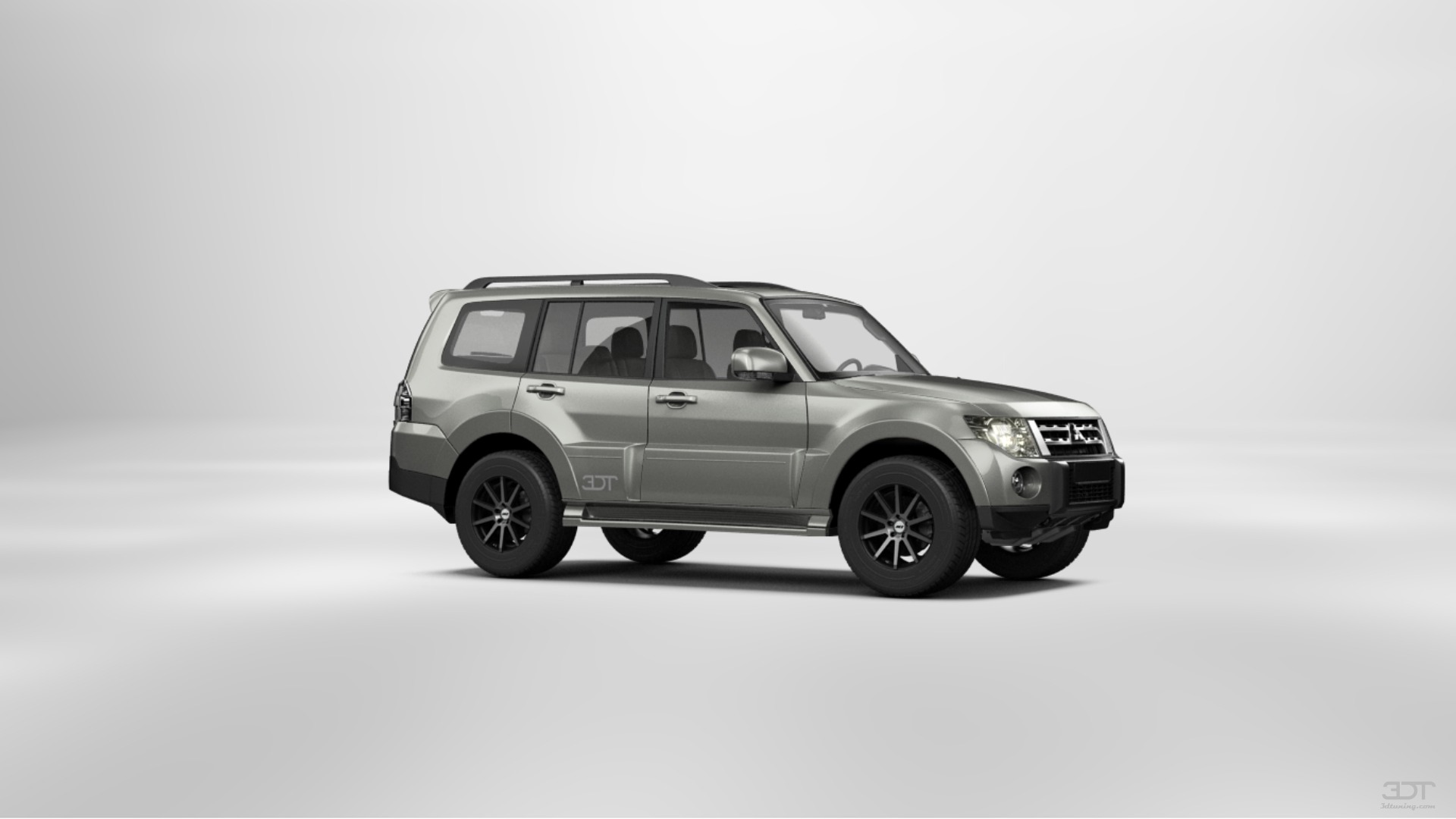 Mitsubishi Pajero 5 door SUV 2012 Images