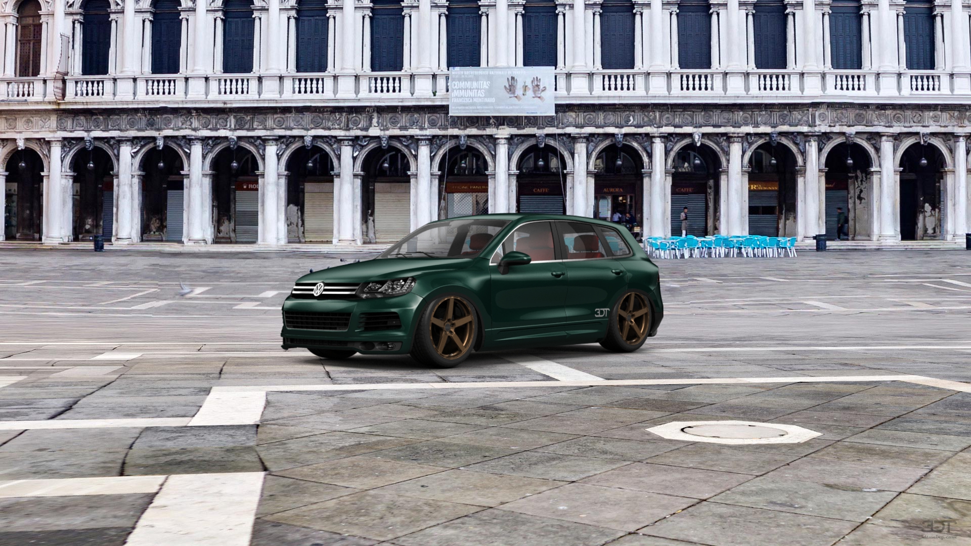Volkswagen Touareg SUV 2011