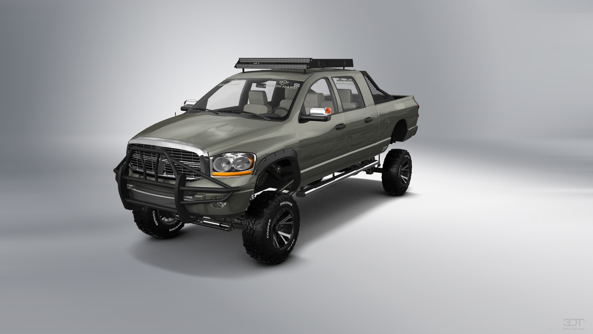 Dodge Ram 2500 4 Door pickup truck 2007
