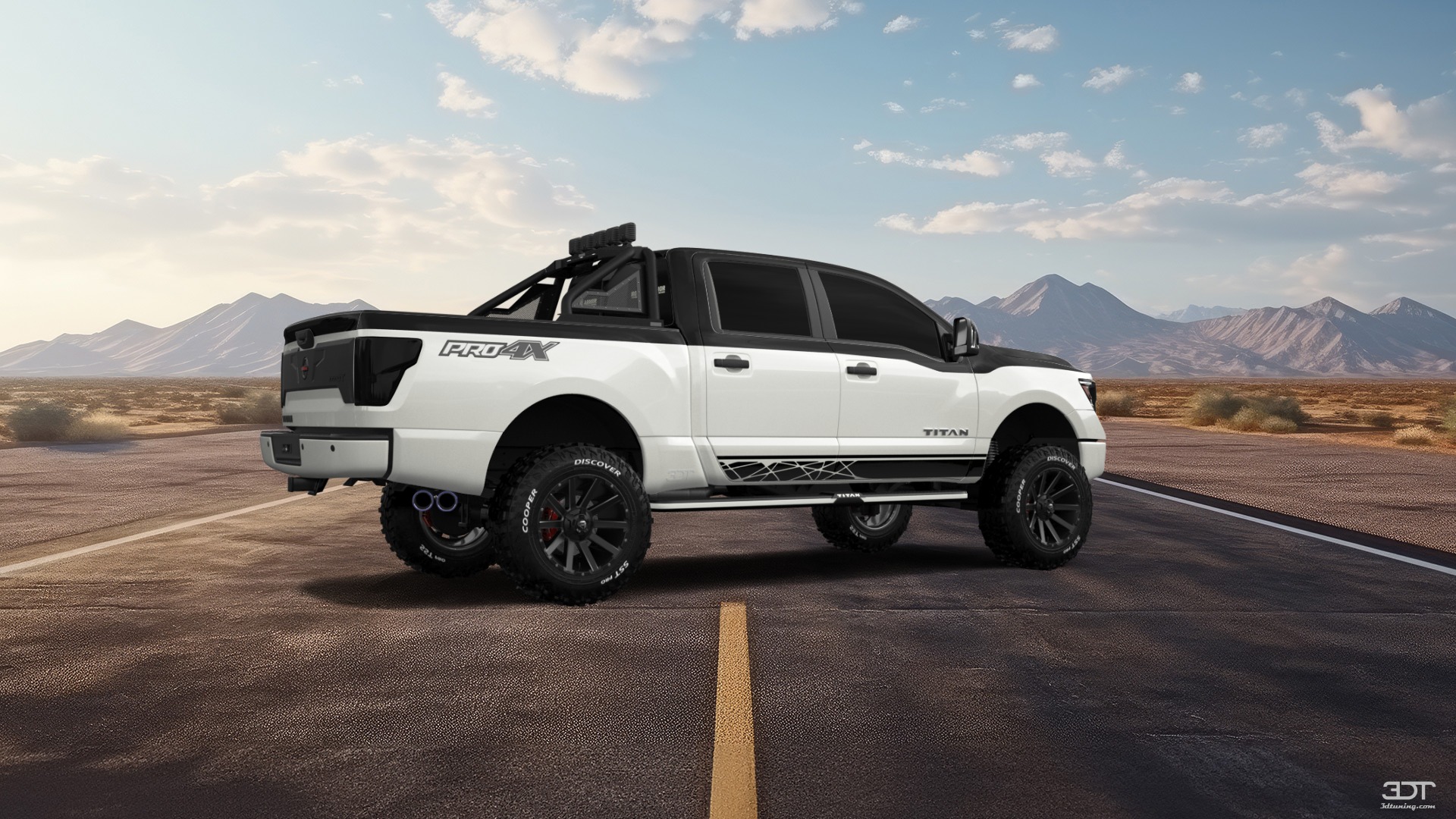 Nissan Titan 4 Door pickup truck 2021 Images