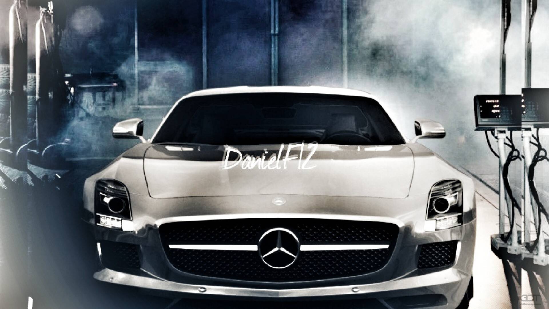 Mercedes SLS 2 Door Coupe 2011