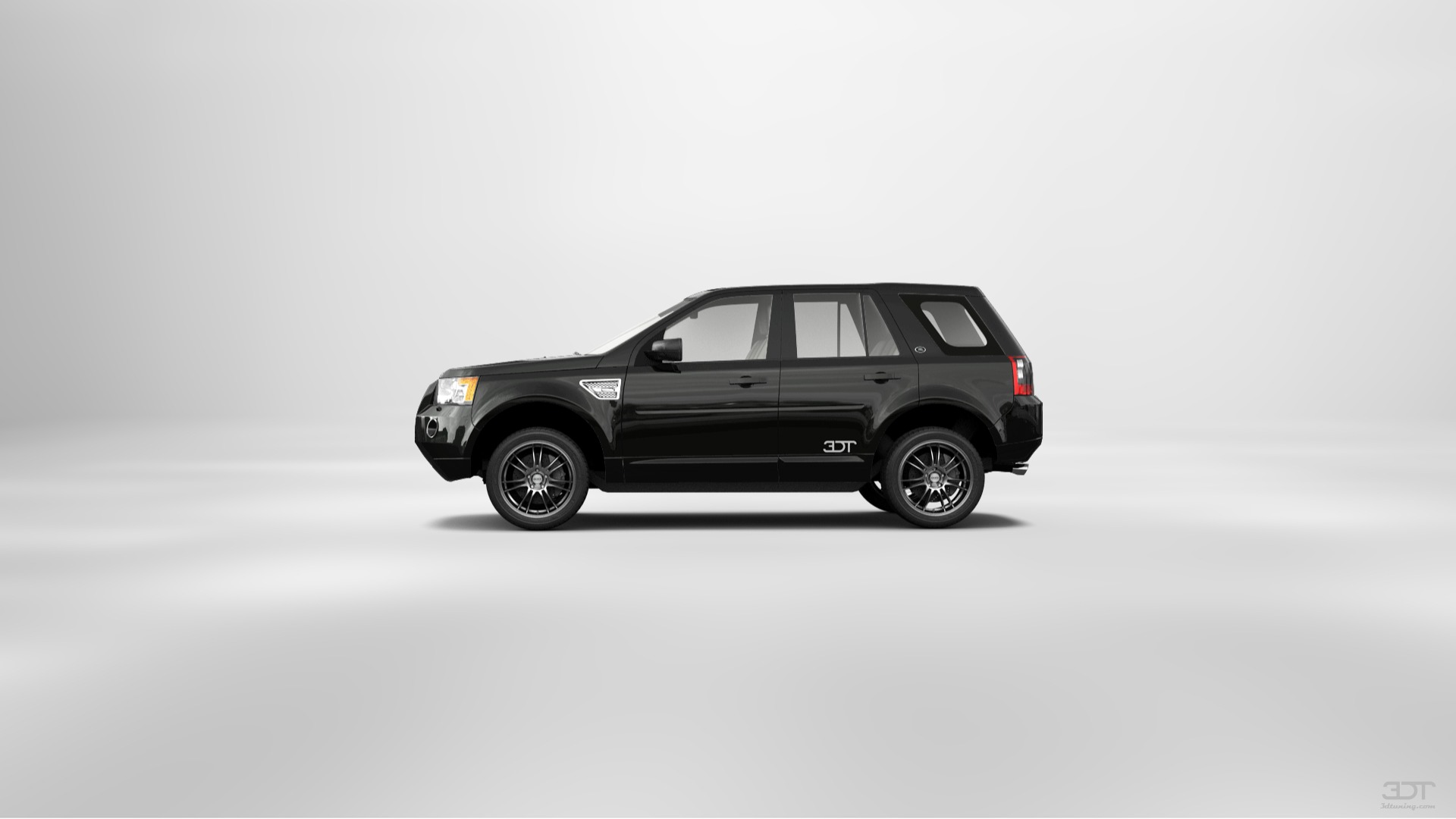 Range Rover Freelander 4 Door SUV 2013 Images