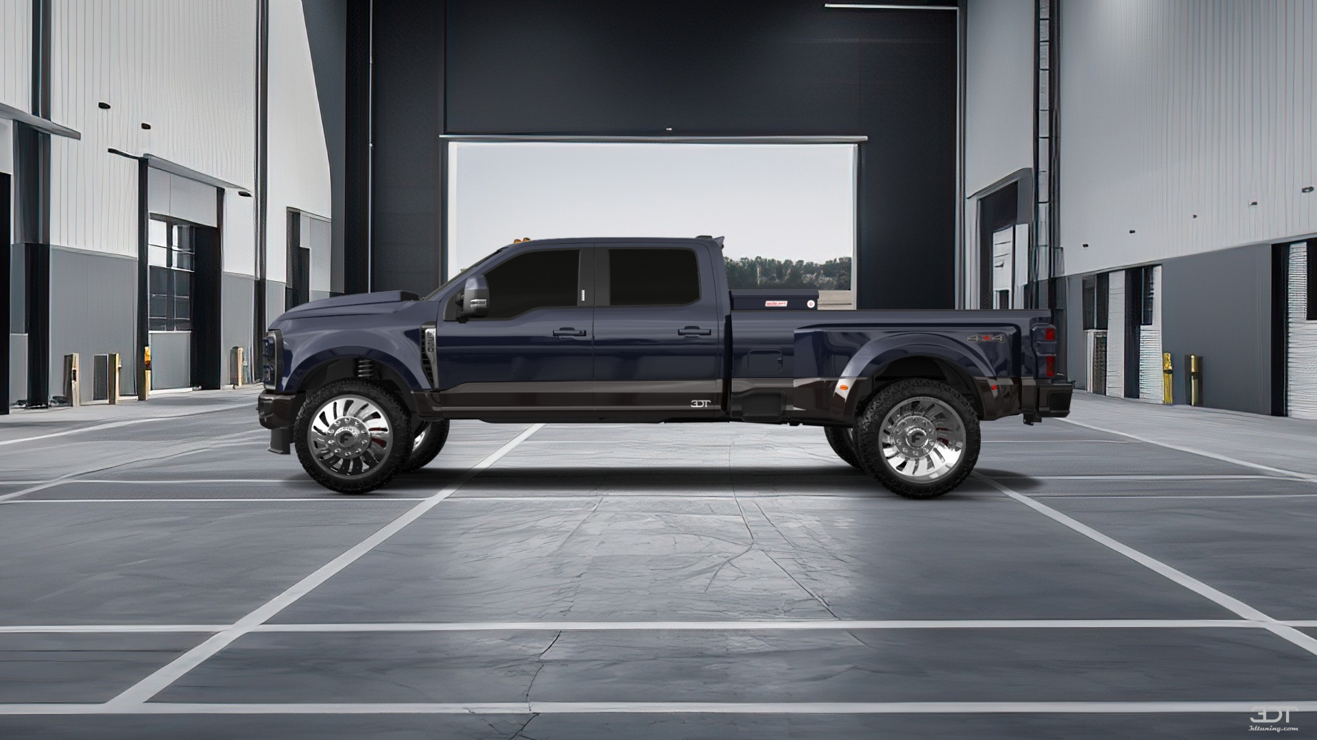 Ford F-350 DRW Crew Cab 4 Door pickup truck 2023 Images