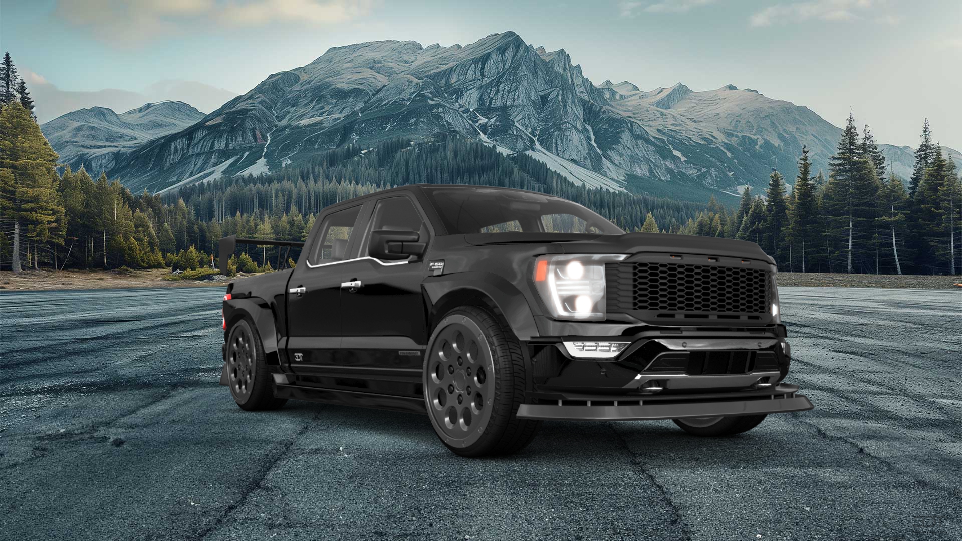 Ford F-150 SuperCrew 4 Door pickup truck 2021