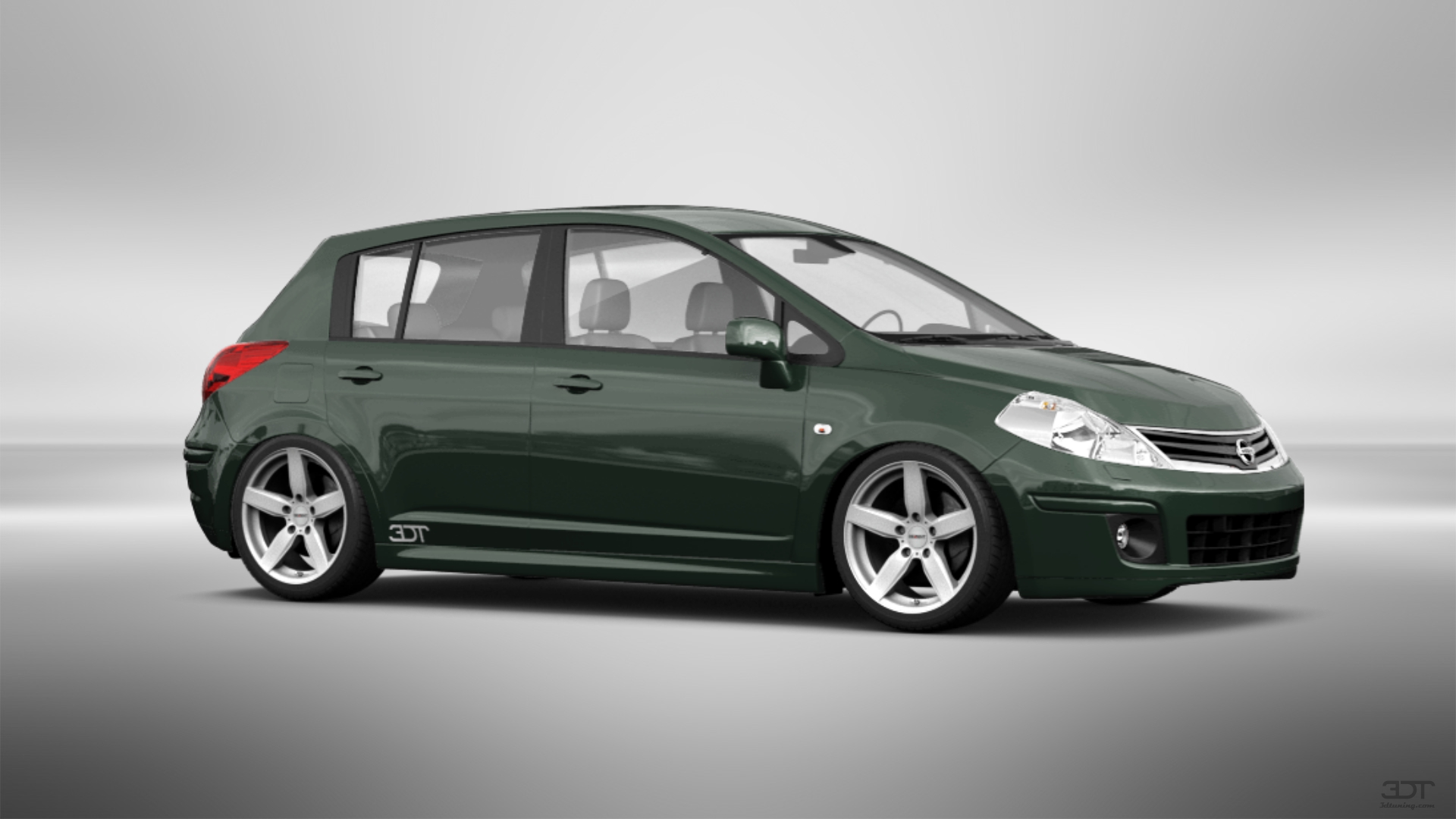 Nissan Tiida 5 Door Hatchback 2012