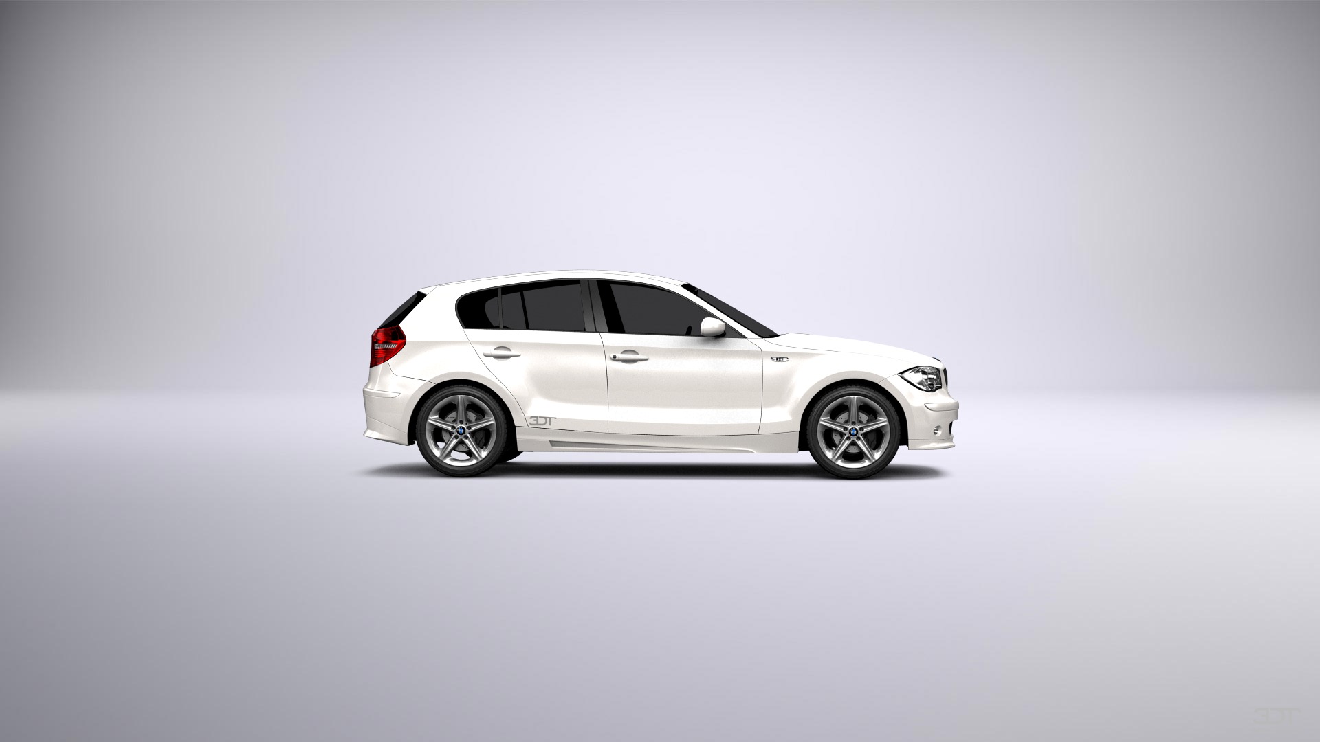 BMW 1 series 5 Door Hatchback 2005 Images