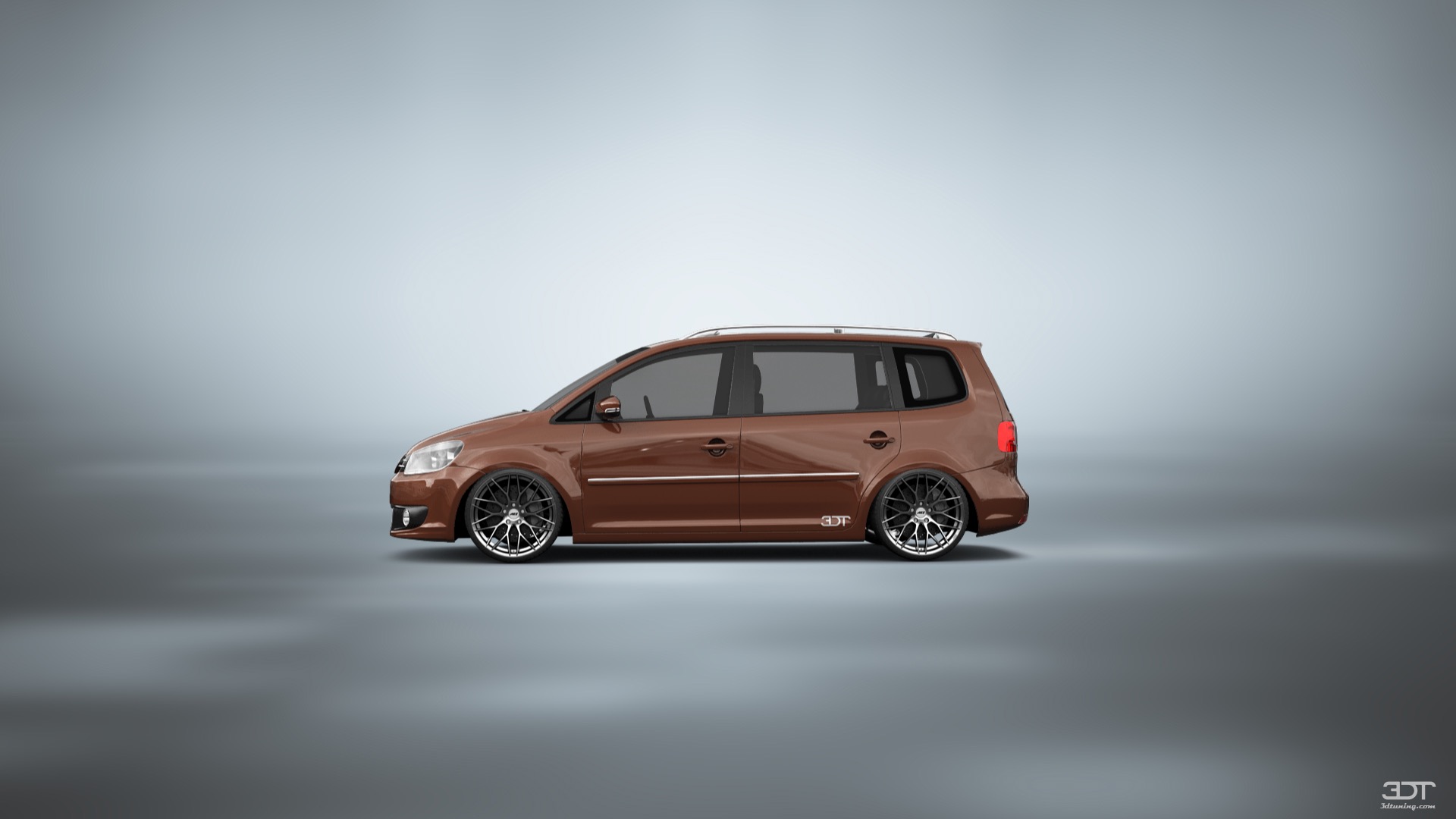 Volkswagen Touran 5-door MPV 2011