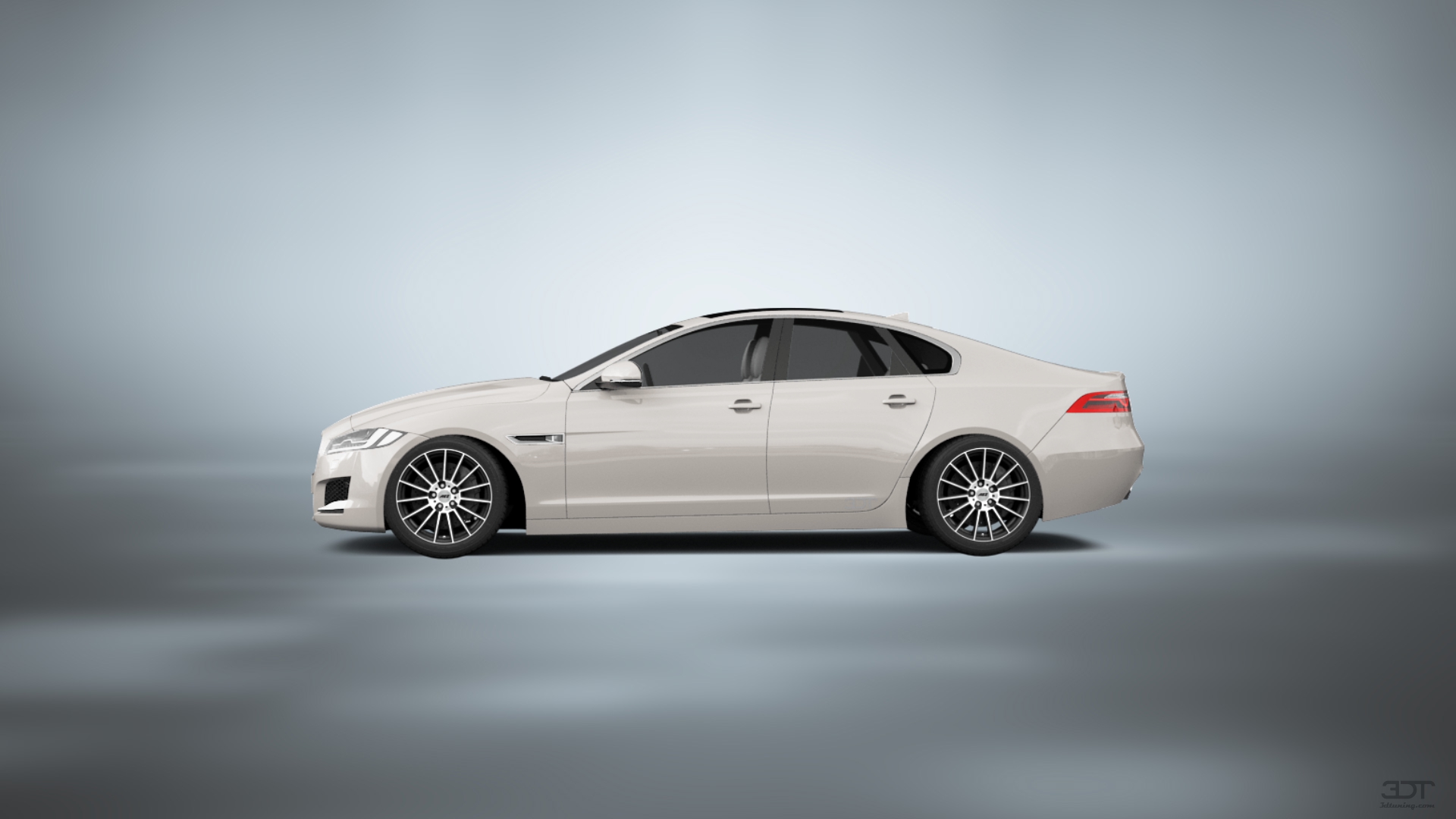 Jaguar XF 4 Door Saloon 2016 Images