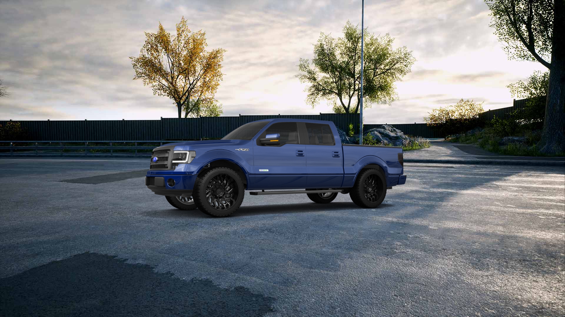Ford F-150 Crew Cab 4 Door pickup truck 2013