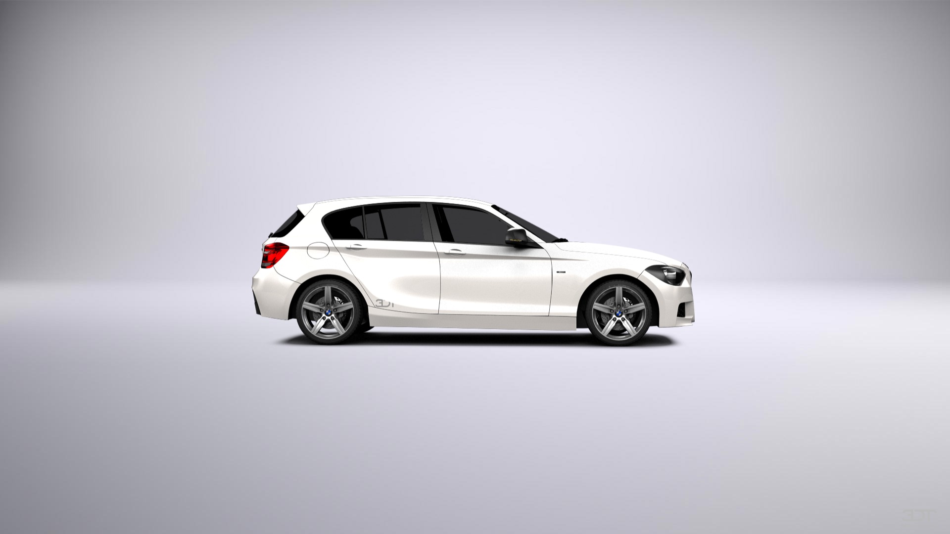 BMW 1 series 5 Door Hatchback 2011 Images