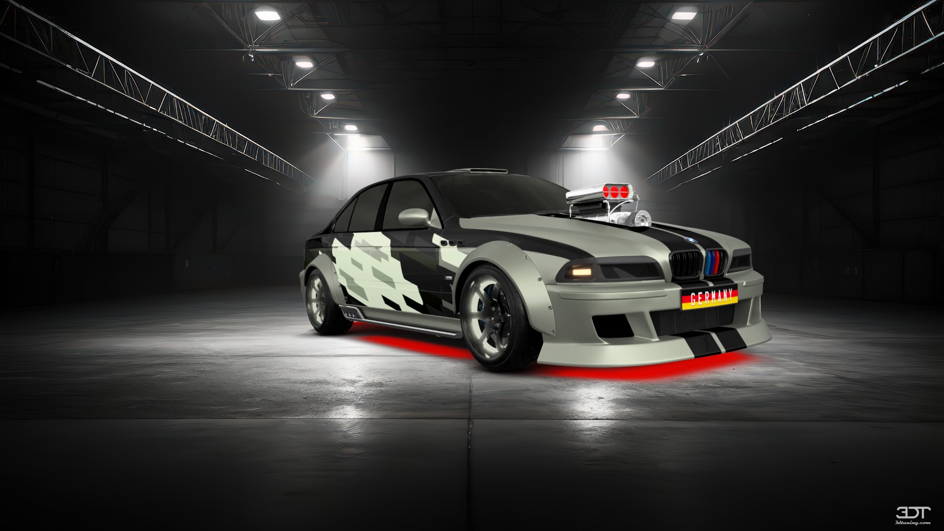 BMW 5 Series M5 Sedan 2003