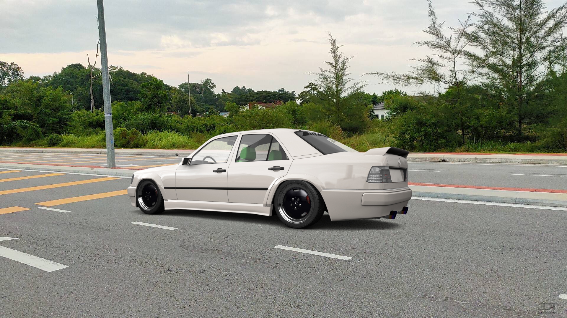 Mercedes E-Class Sedan 1984 tuning