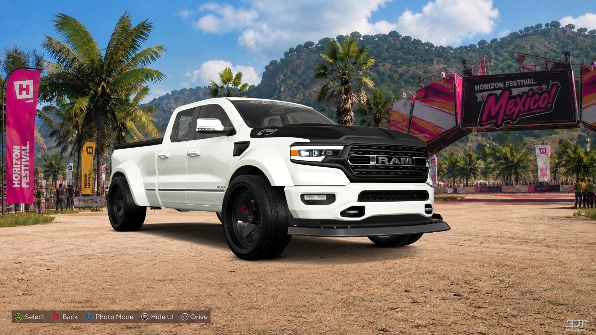 Dodge Ram 1500 Quad Cab 6.4' box 4 Door Truck 2019 Images