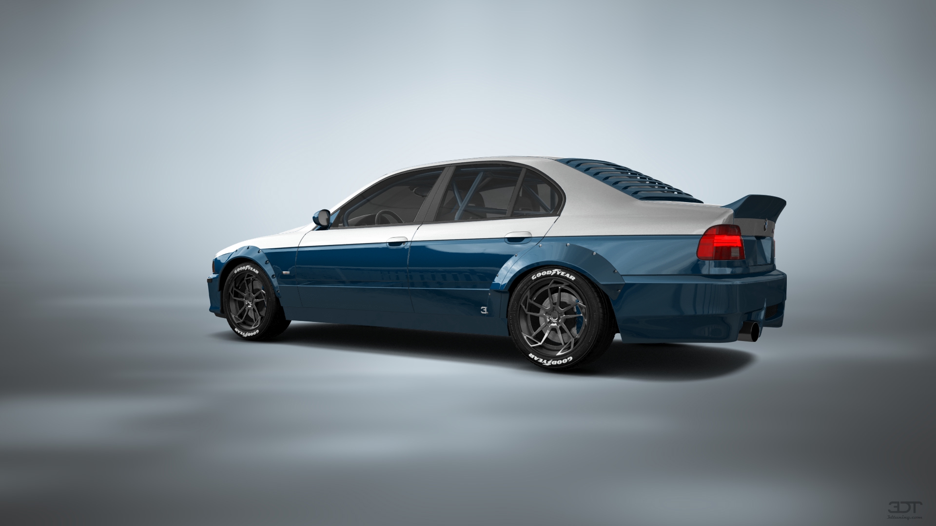 BMW 5 Series M5 Sedan 2003