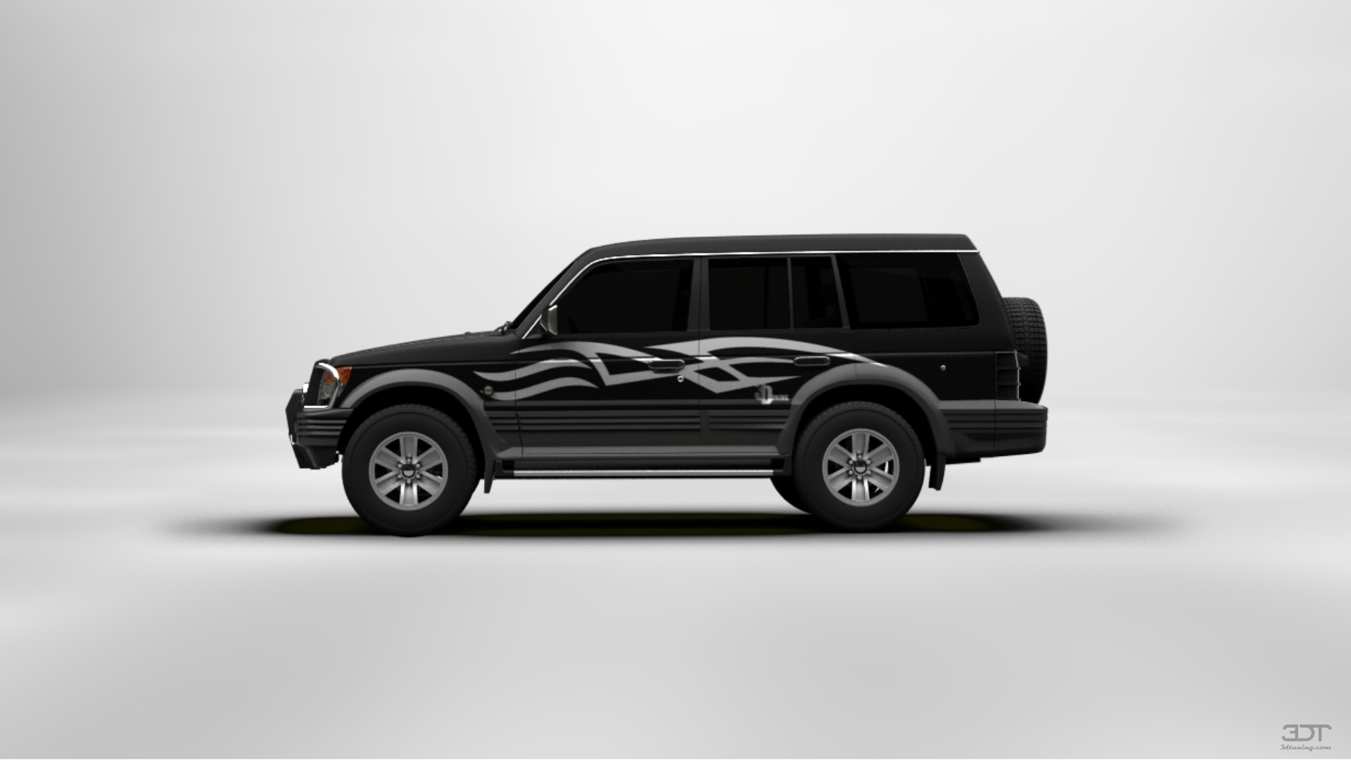 Mitsubishi Pajero SUV 1991 tuning