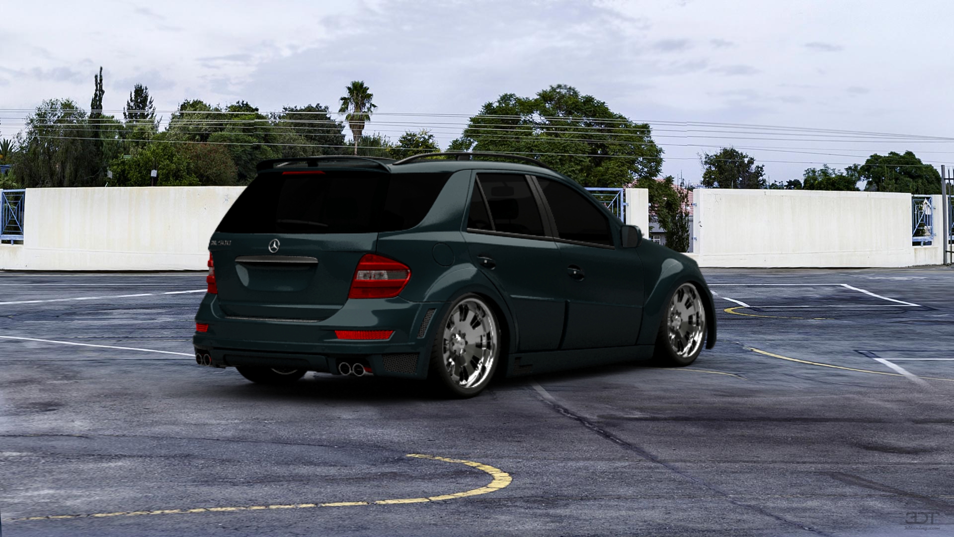 Mercedes ML Crossover 2006 Images
