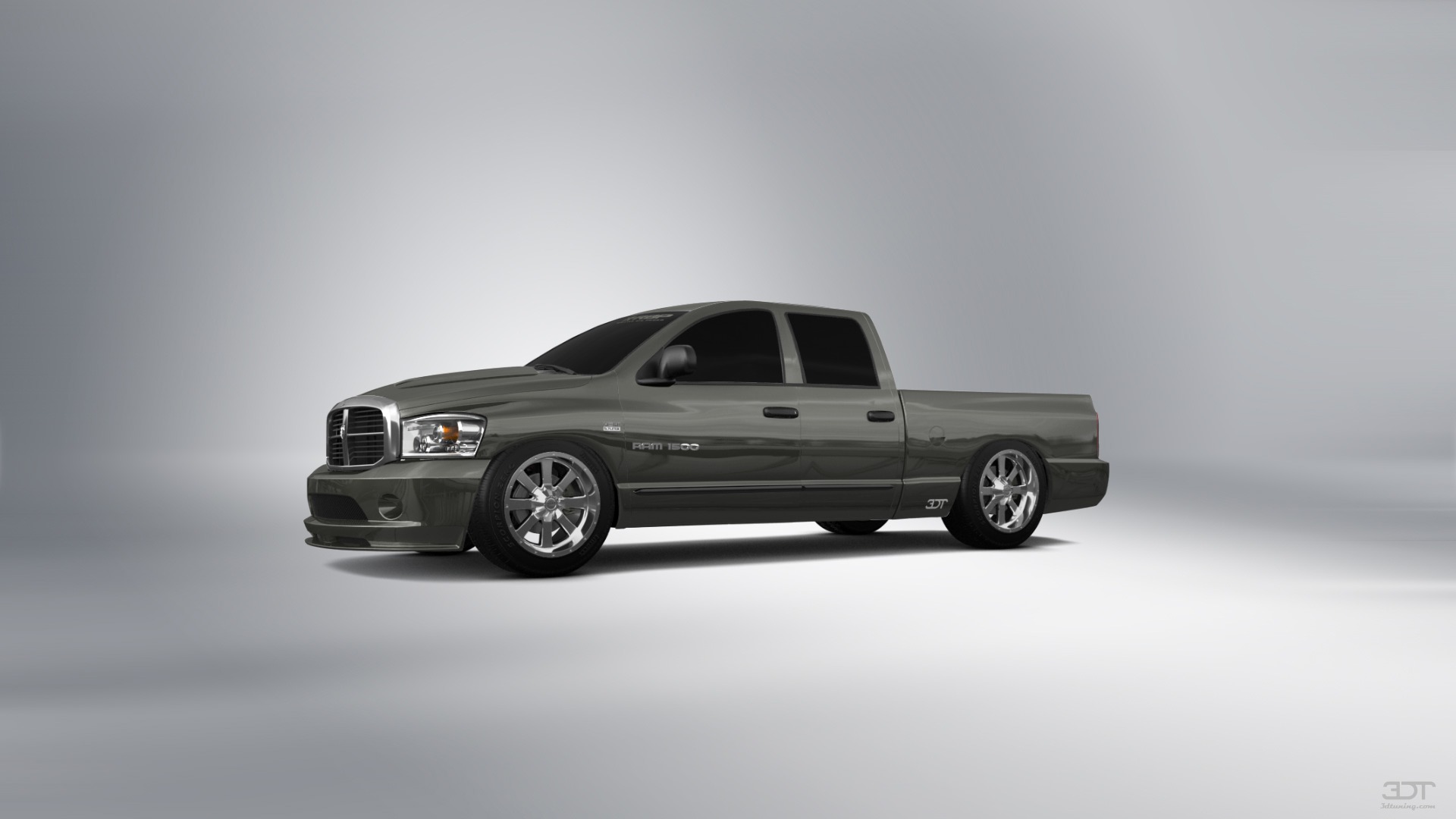 Dodge Ram 1500 Quad-Cab 4 Door pickup truck 2006
