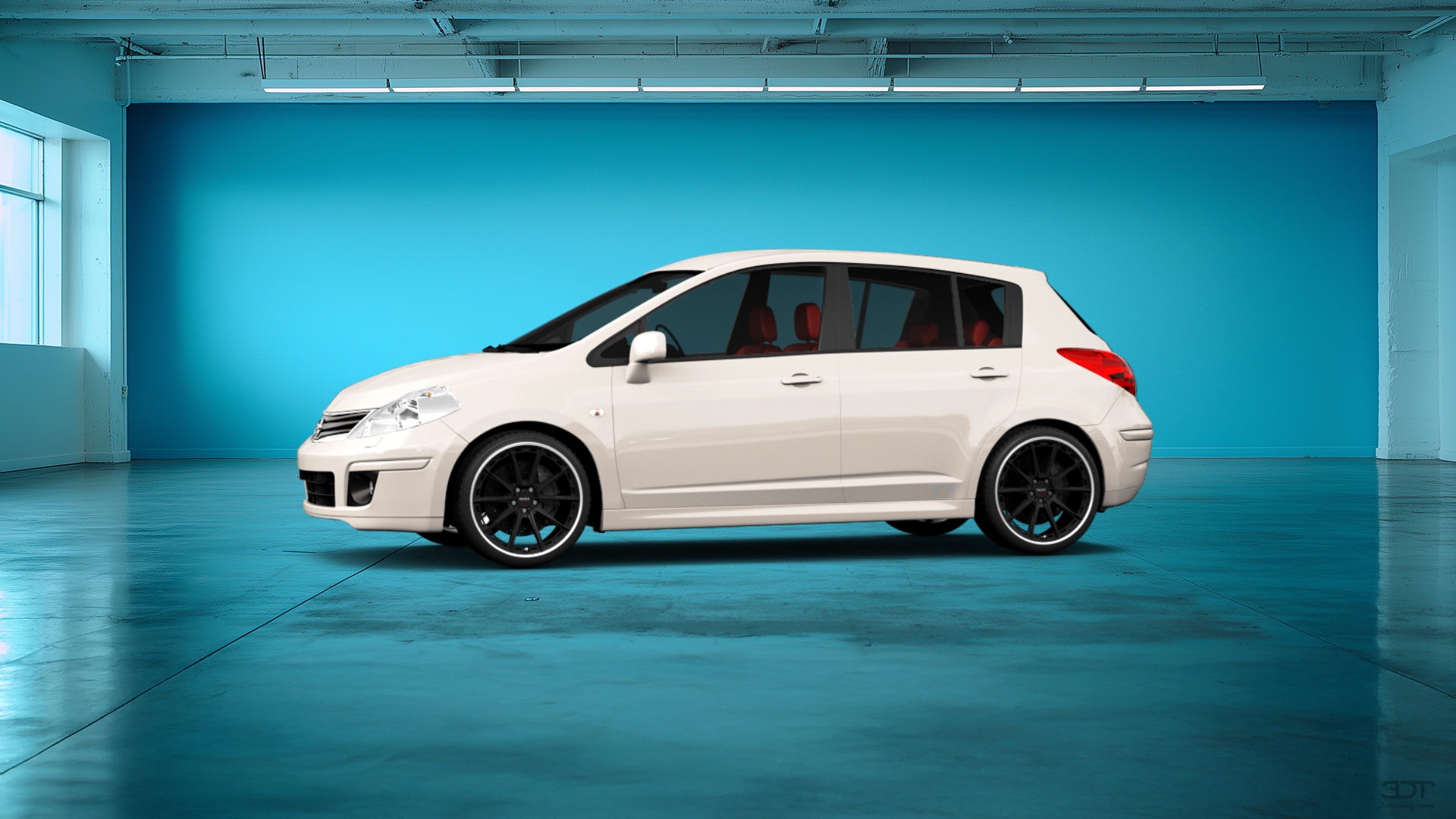 Nissan Tiida 5 Door Hatchback 2012