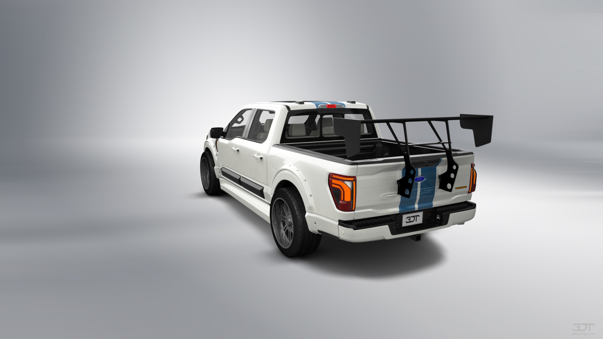 Ford F-150 SuperCrew 4 Door pickup truck 2024