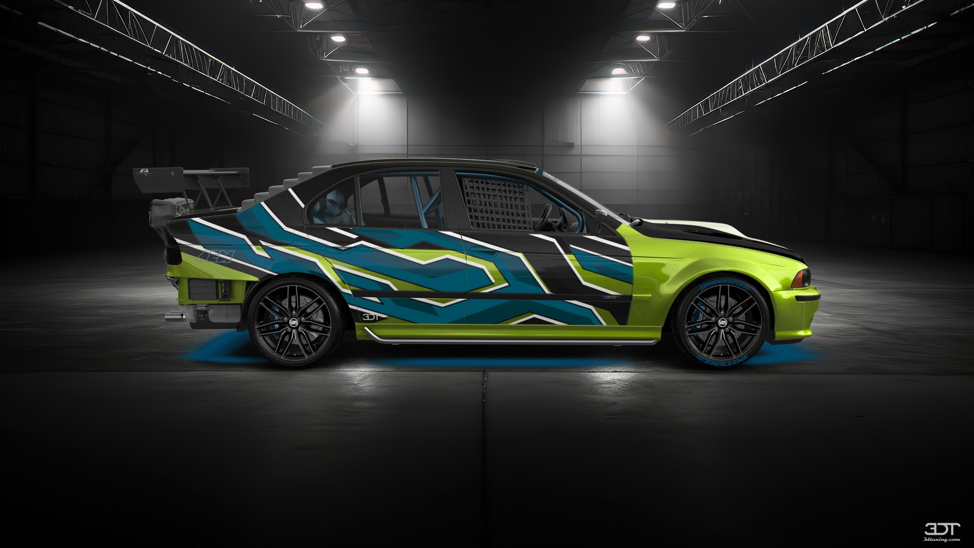 BMW 5 Series M5 Sedan 2003 Images