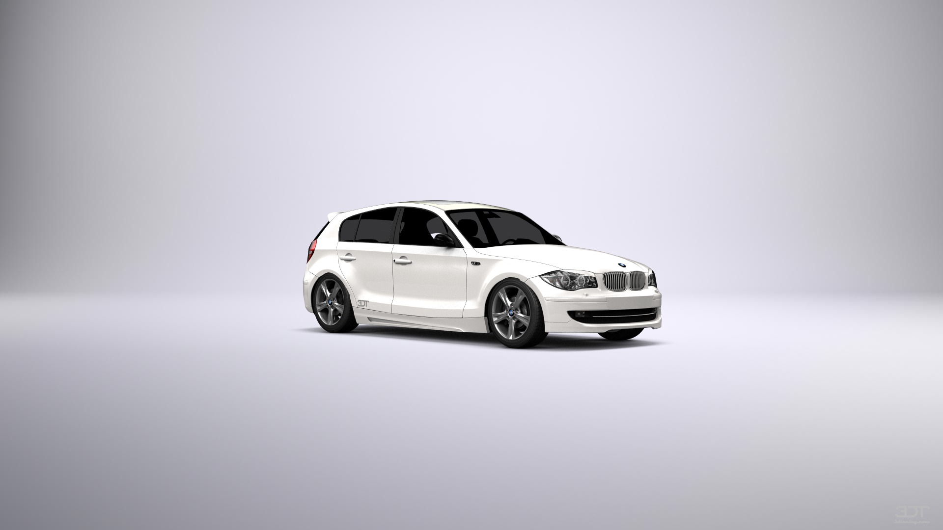 BMW 1 series 5 Door Hatchback 2005 Images