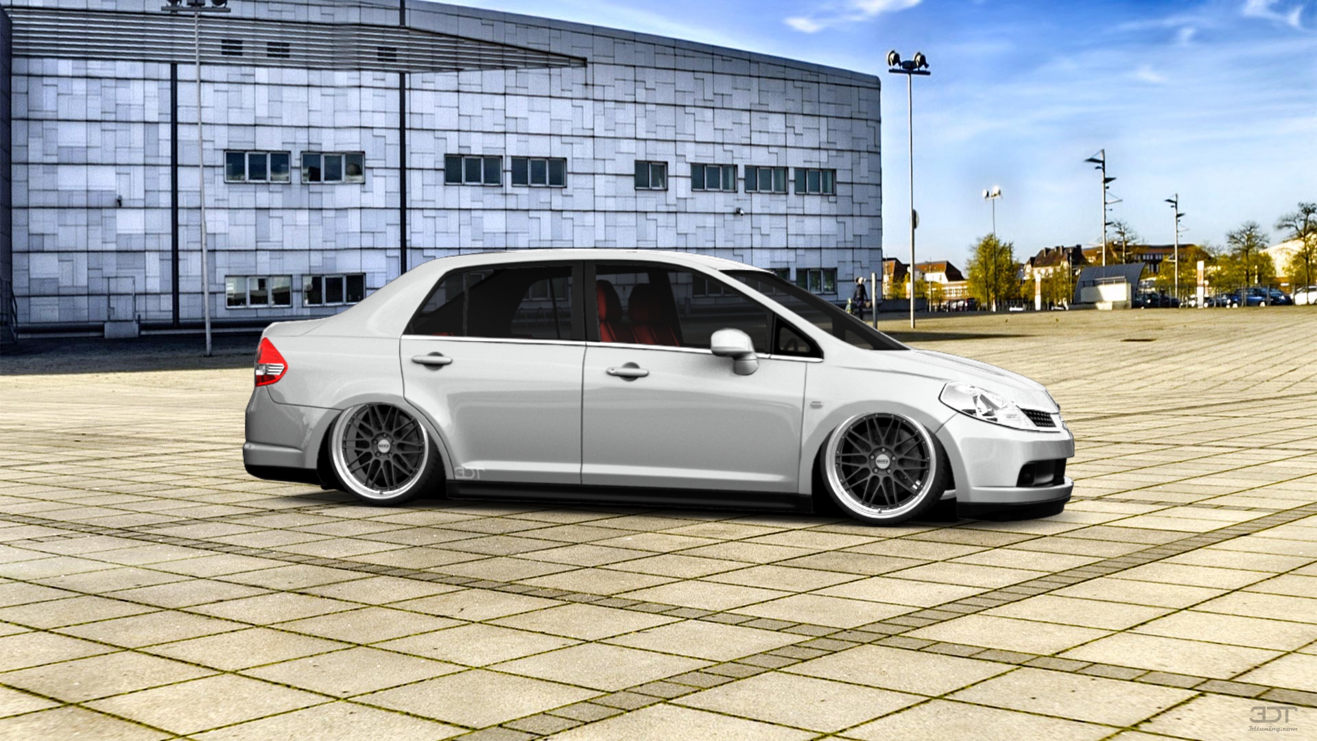 Nissan Tiida Sedan 2010 Images