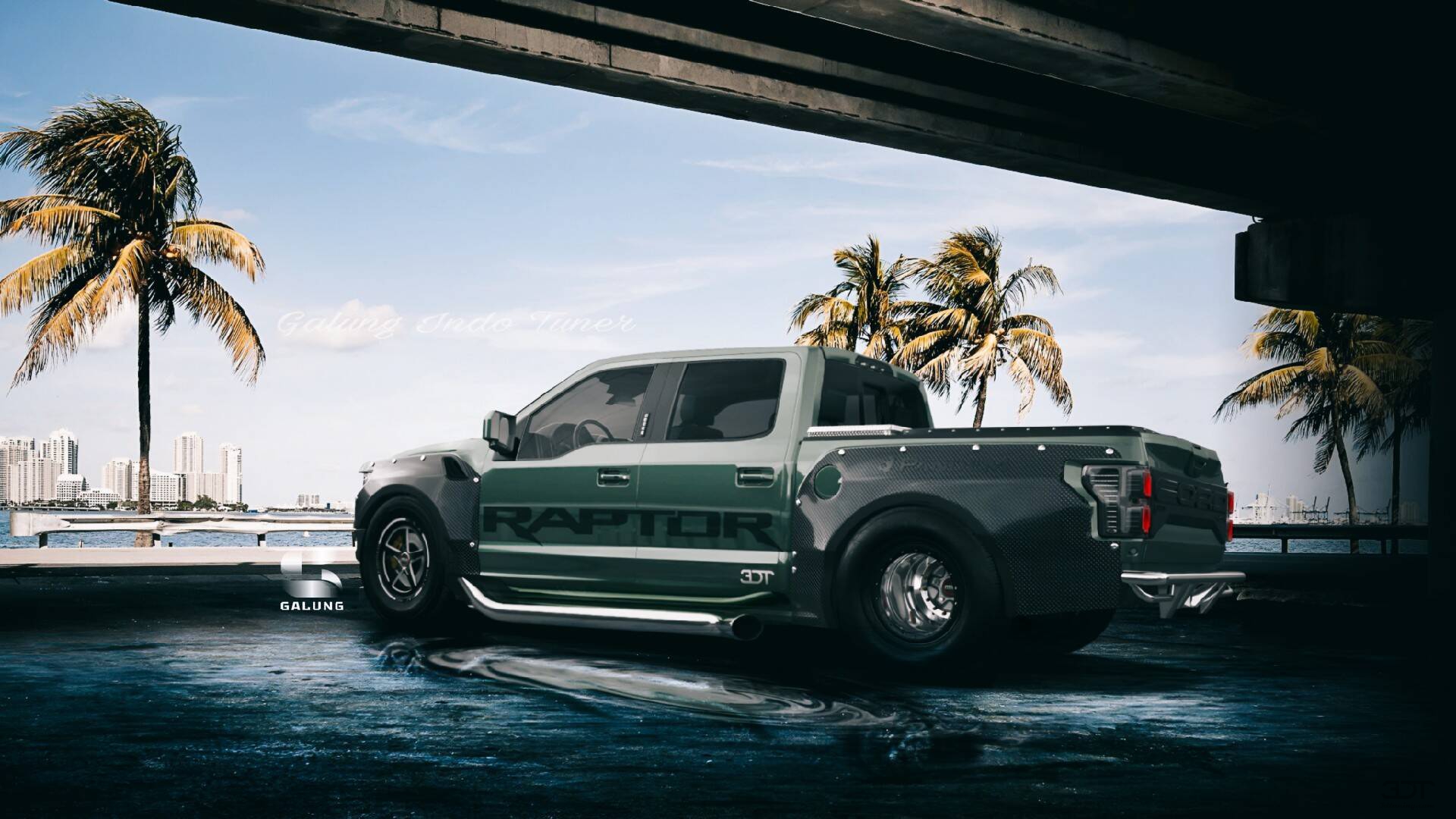 Ford F-150 Raptor 4 Door pickup truck 2017