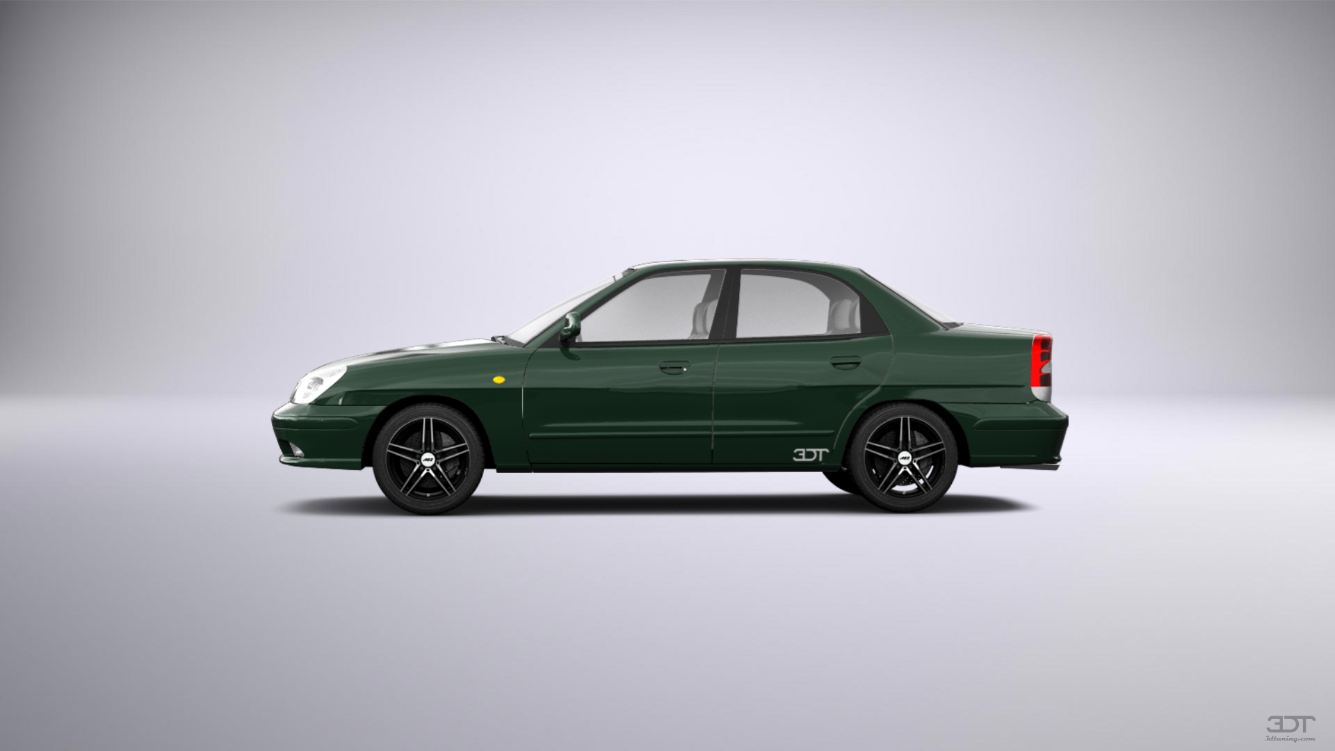 Daewoo Nubira Sedan 2000 Images