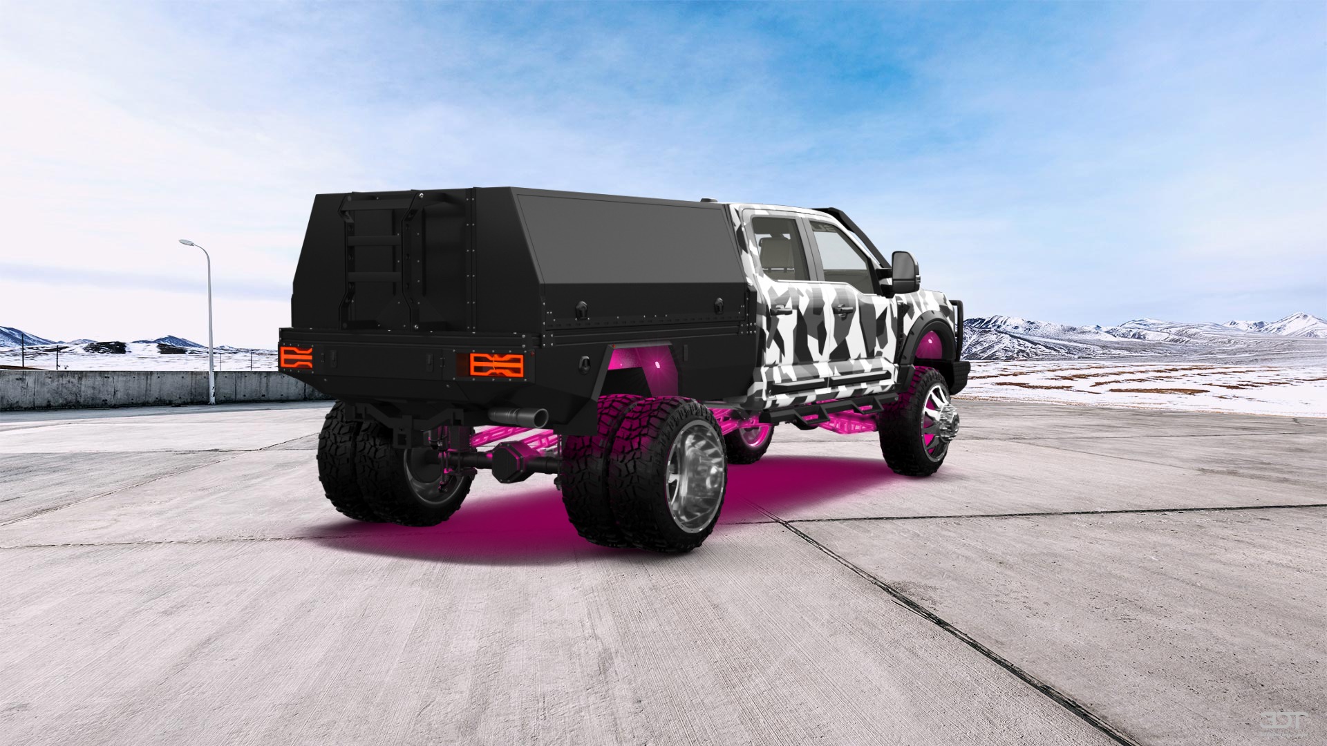 Ford F-350 DRW Crew Cab 4 Door pickup truck 2023