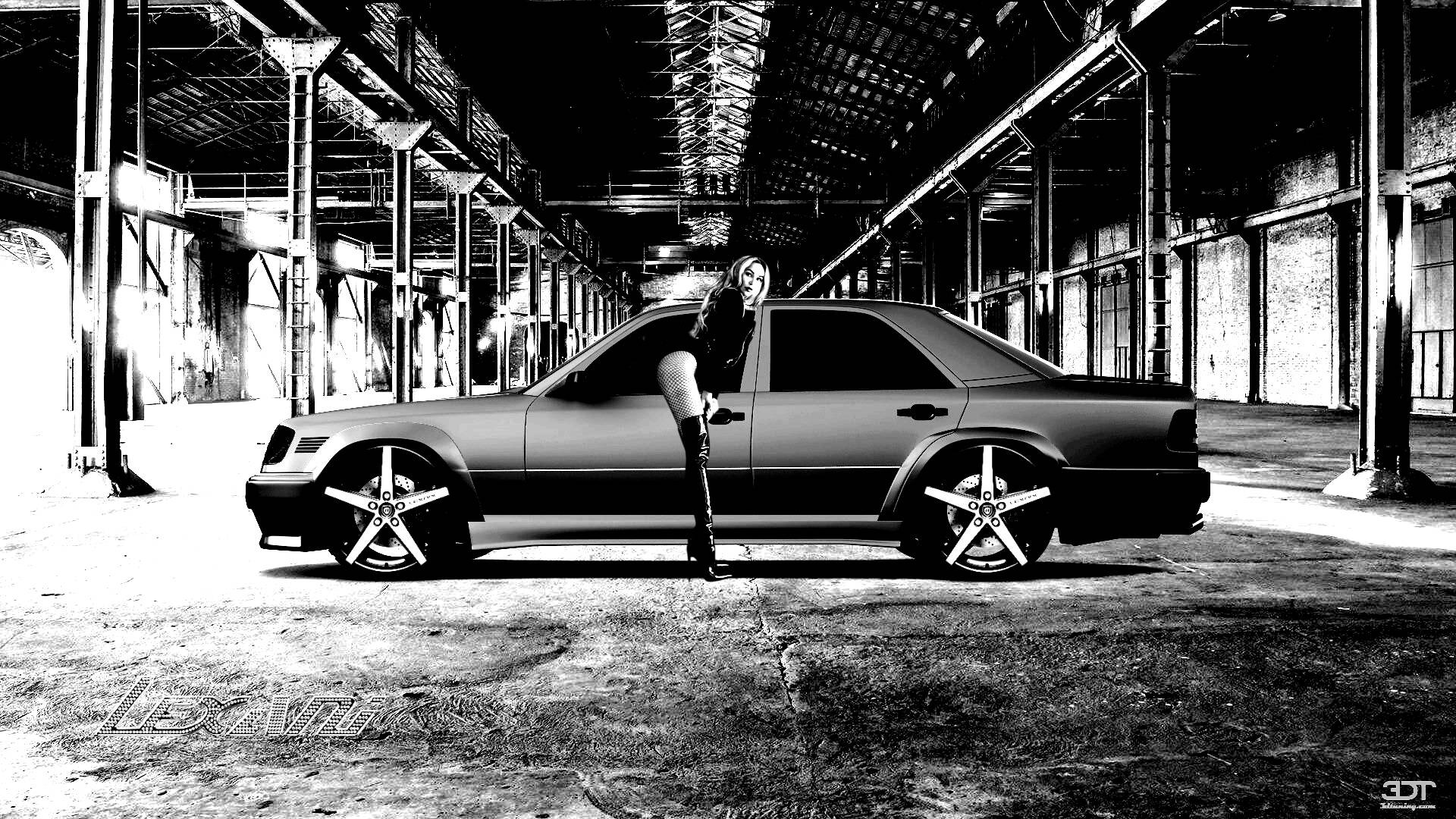 Mercedes E-Class Sedan 1984 Images