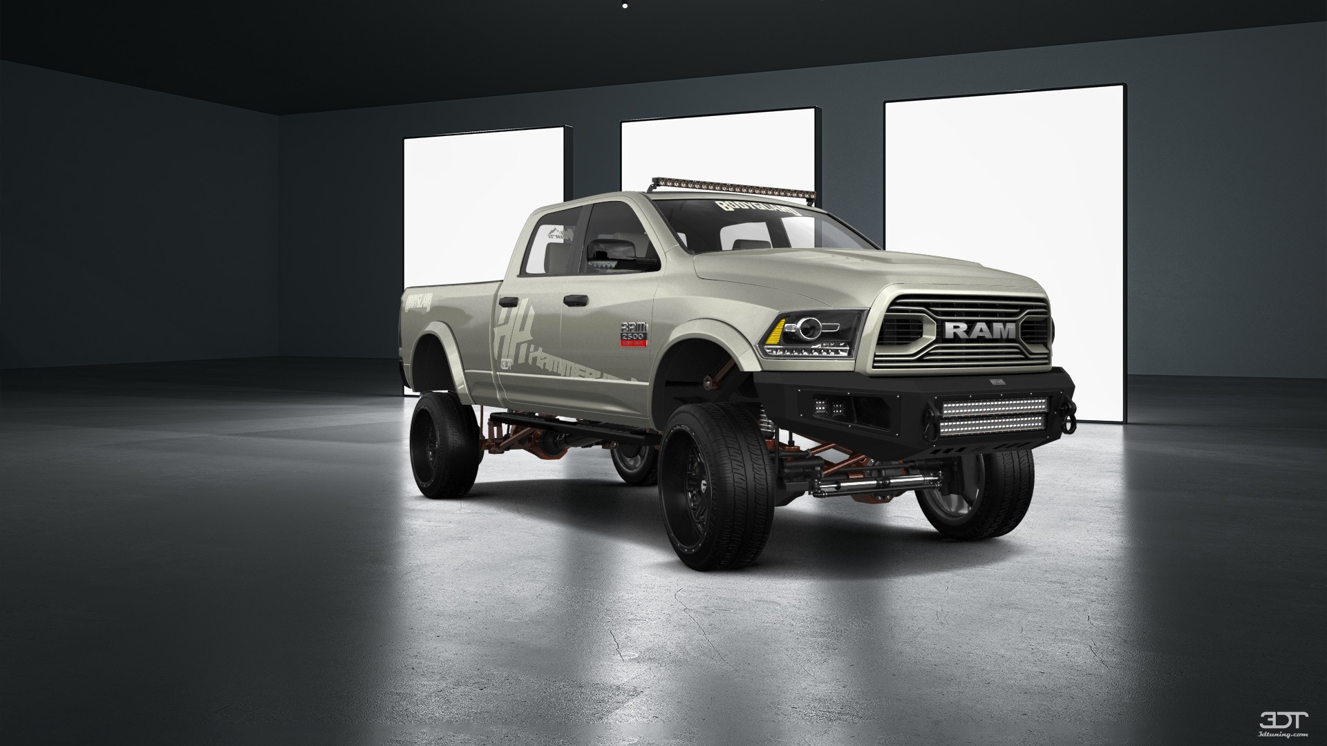 Dodge Ram 2500 4 Door Truck 2014