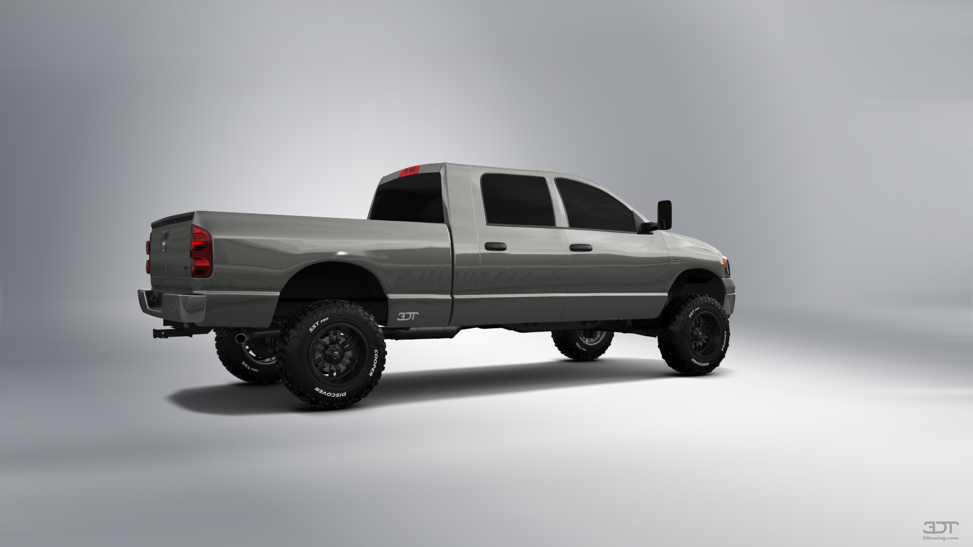 Dodge Ram 2500 4 Door pickup truck 2007
