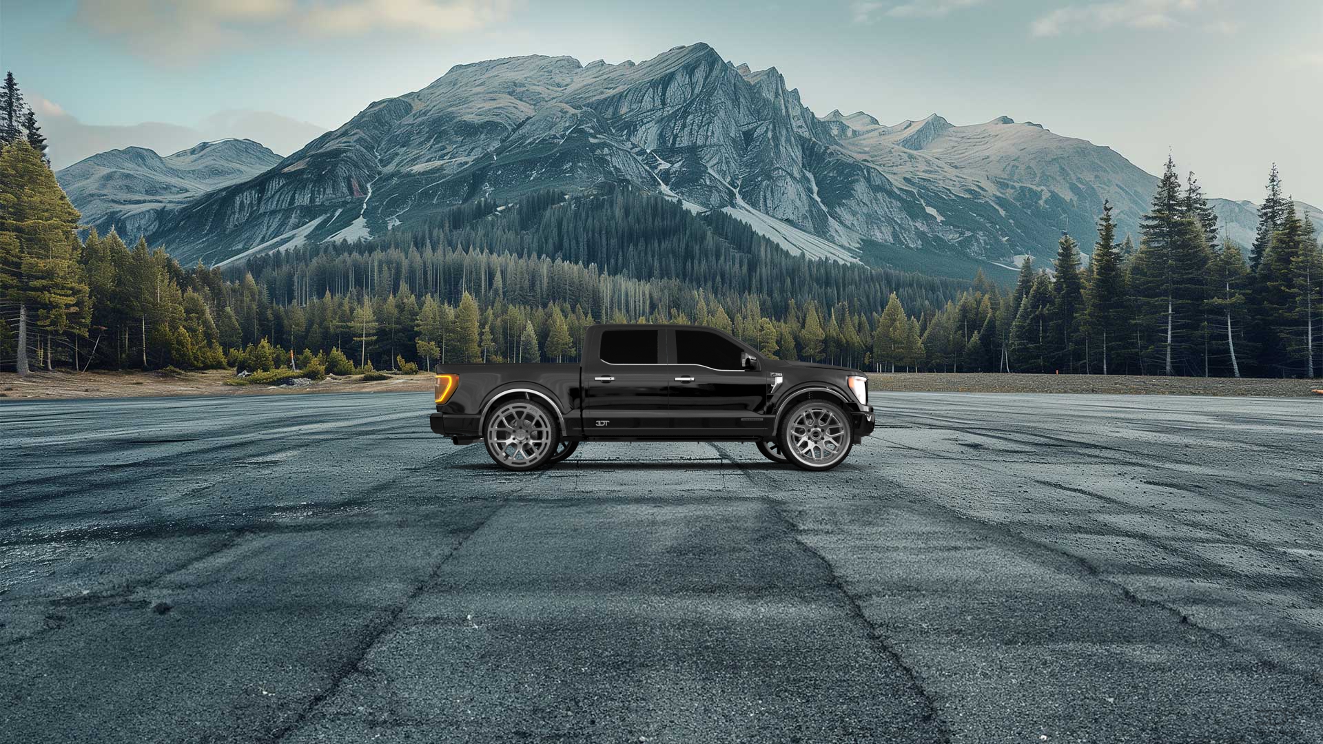 Ford F-150 SuperCrew 4 Door pickup truck 2021