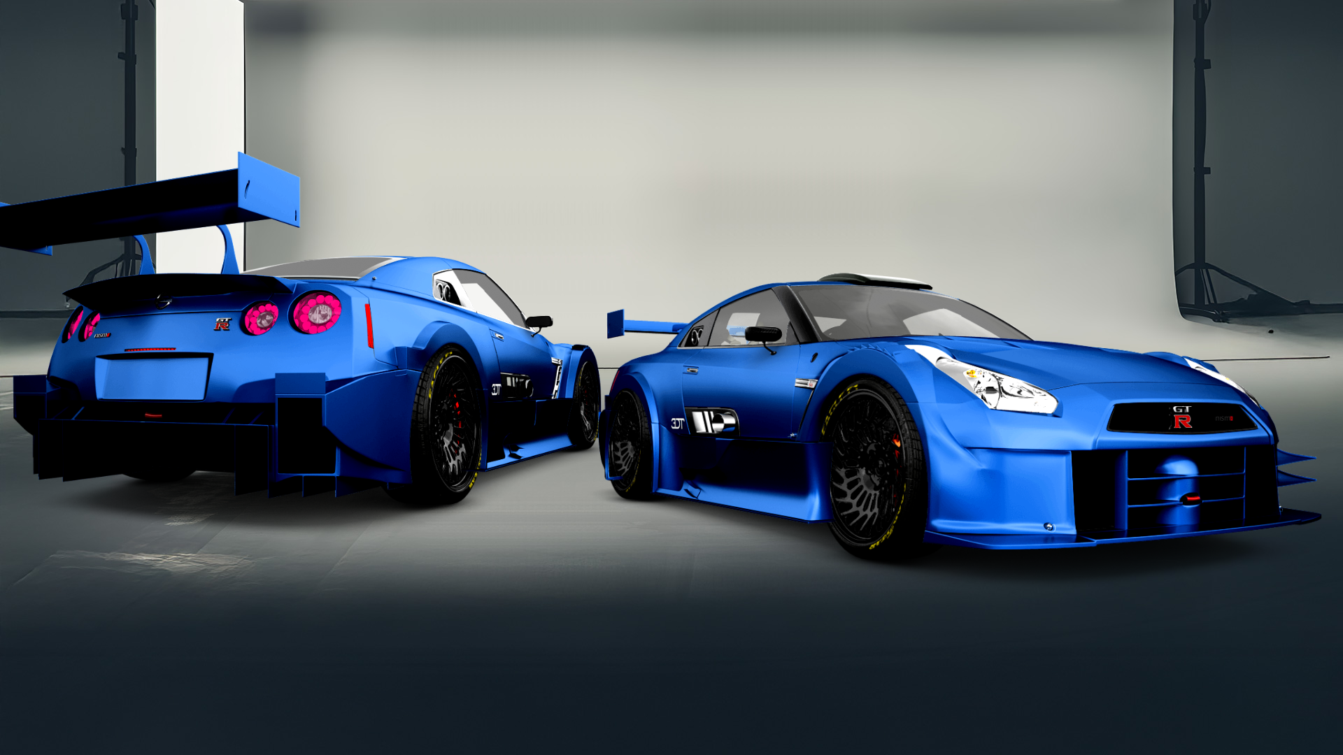 Nissan GT-R 2 Door Coupe 2010 Images